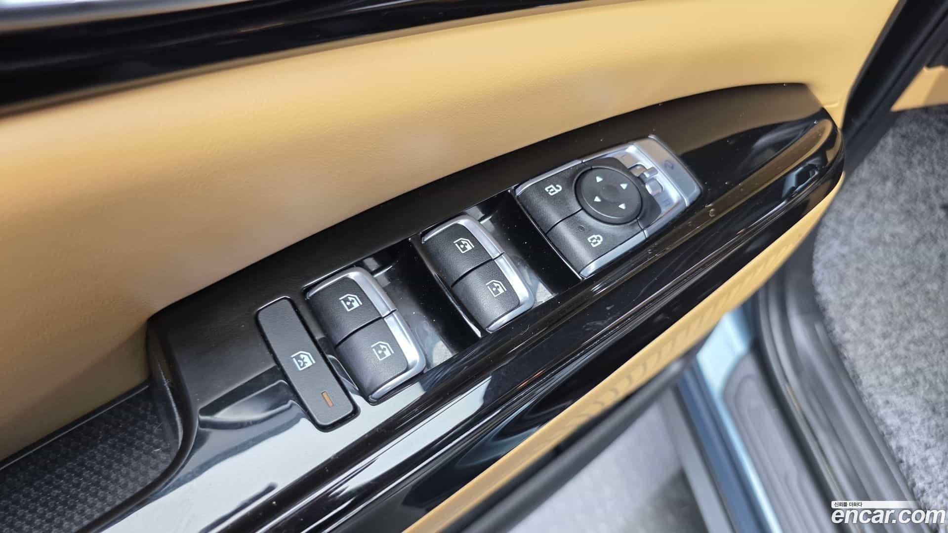Canival Kia 2021.4-OPTION-017