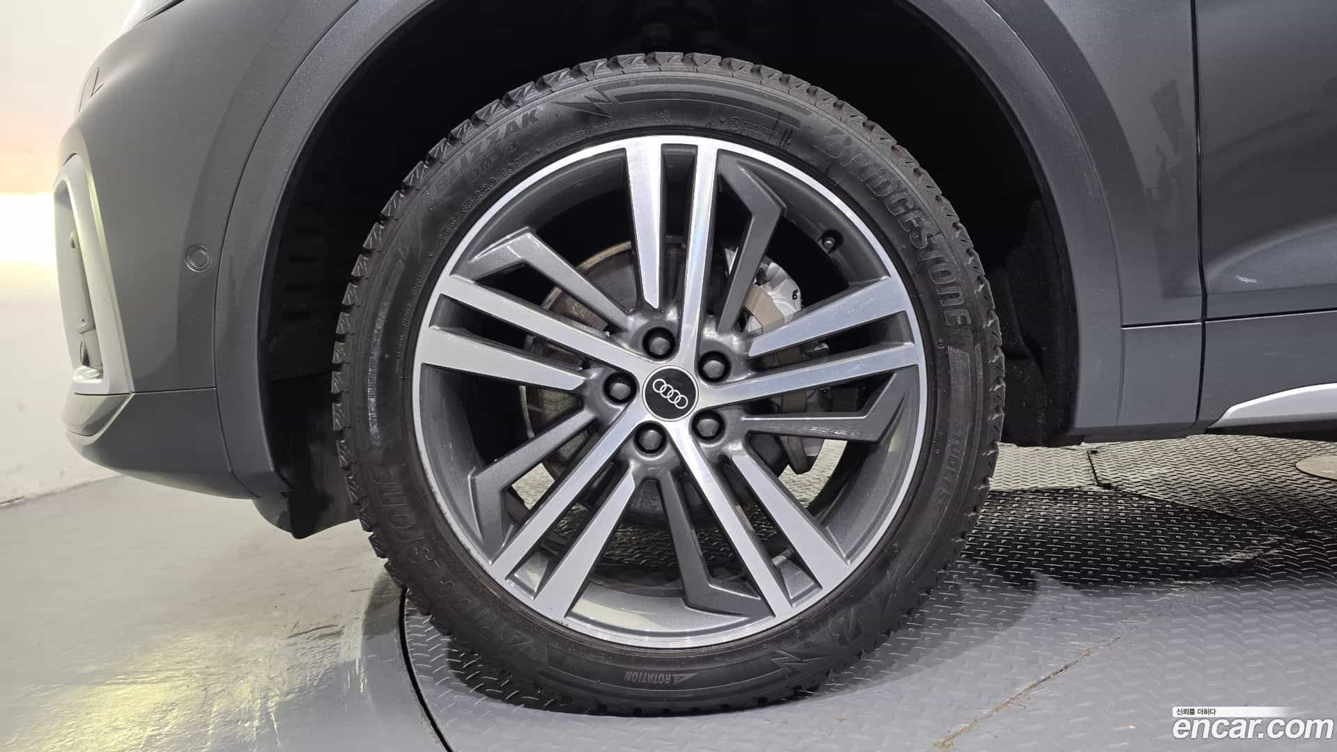 Q5 Audi 2022.2-OUTER-005