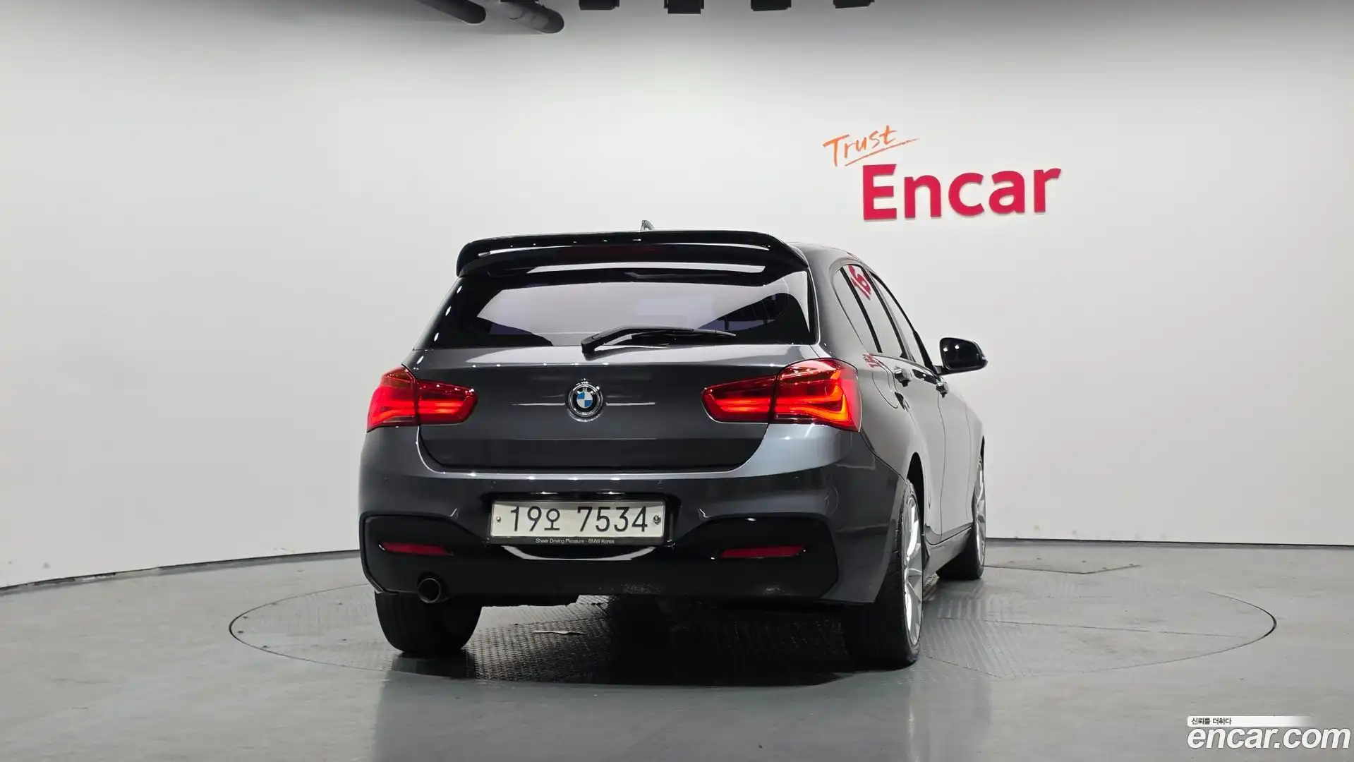 1-Series BMW 2016.2-OUTER-004