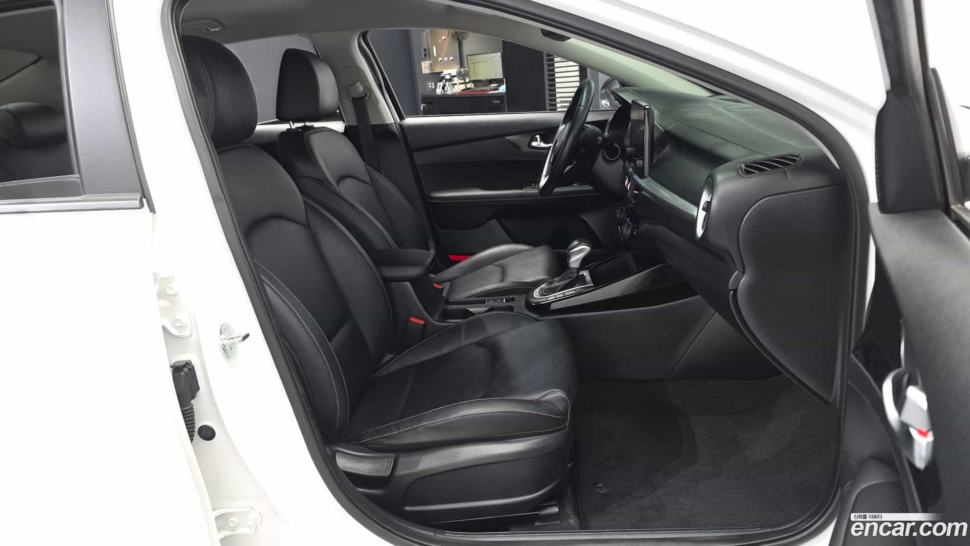 K3 Kia 2023.5-OPTION-015