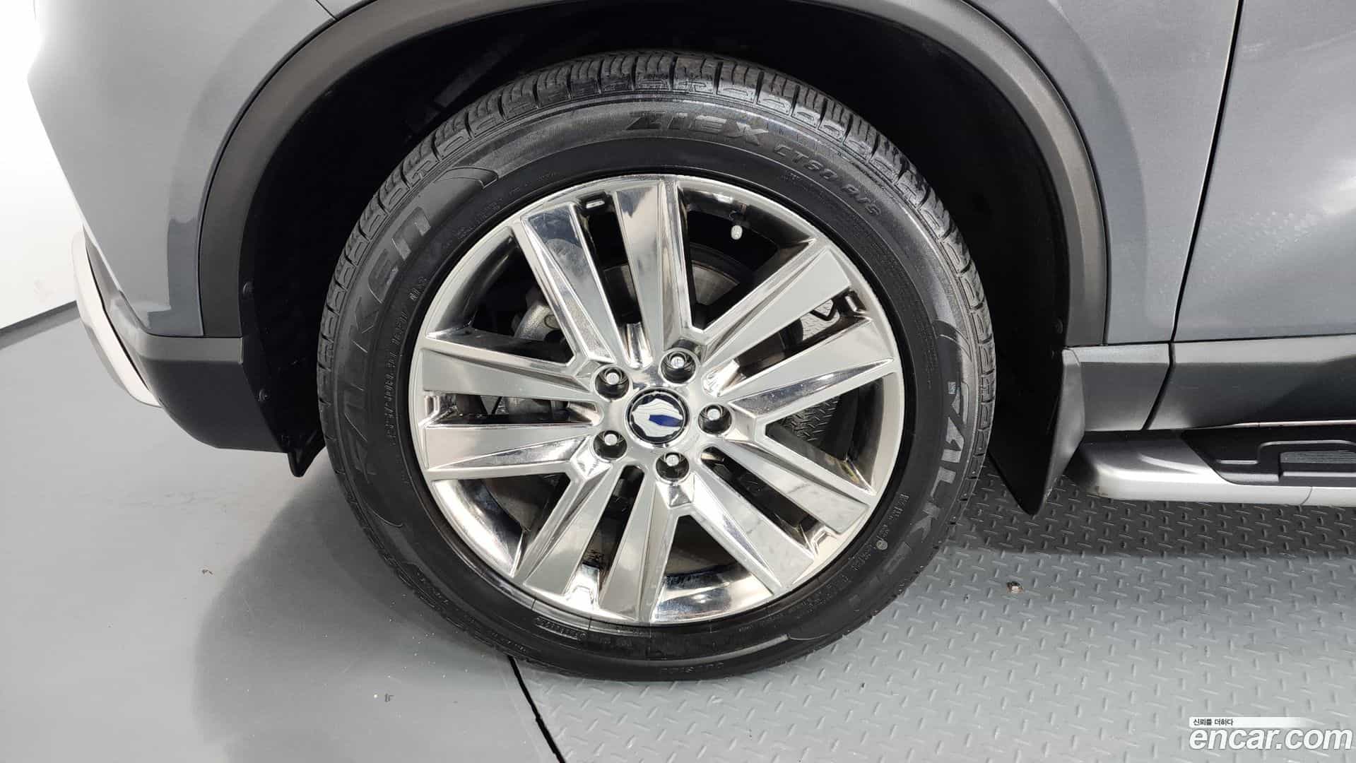 Rexton KG Mobility 2018.9-OUTER-005
