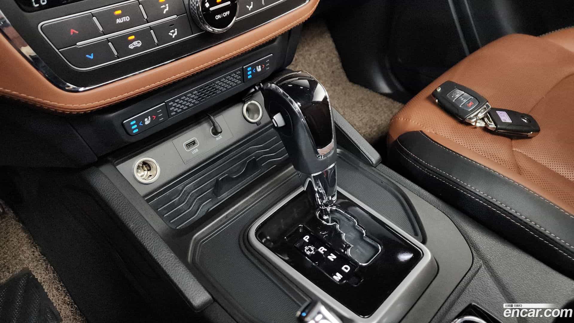 Rexton KG Mobility 2018.9-INNER-009