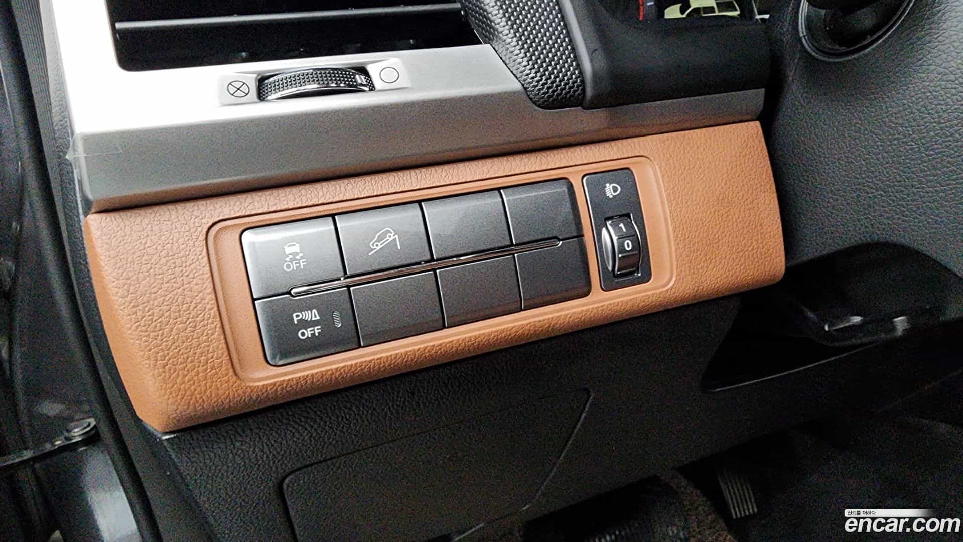 Rexton KG Mobility 2018.9-OPTION-041