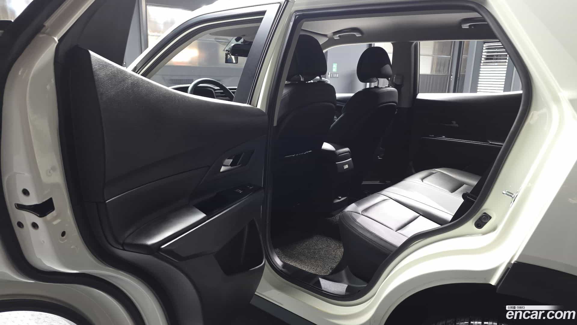KORANDO KG Mobility 2021.7-INNER-036