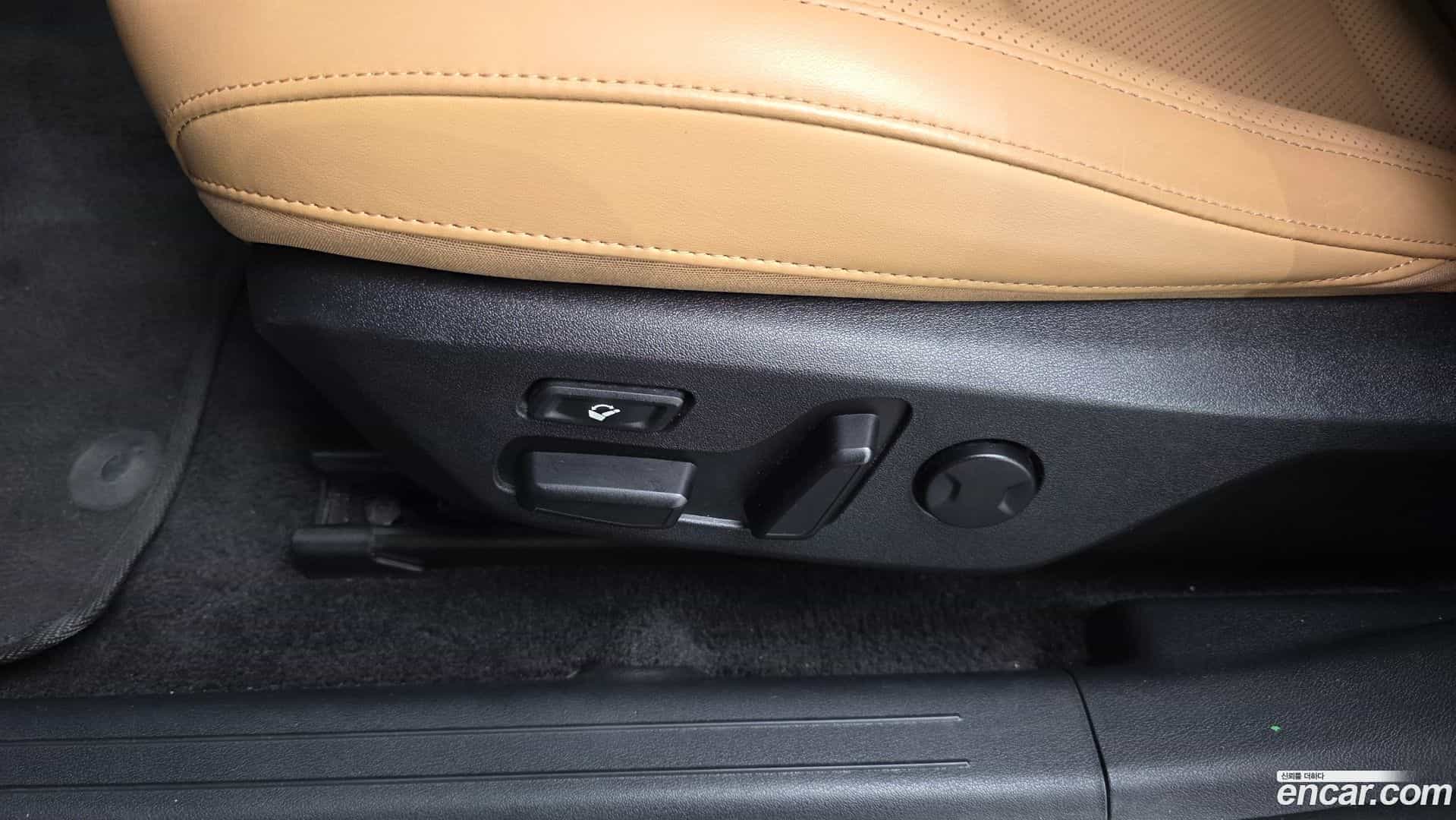 EV6 Kia 2022.10-OPTION-045