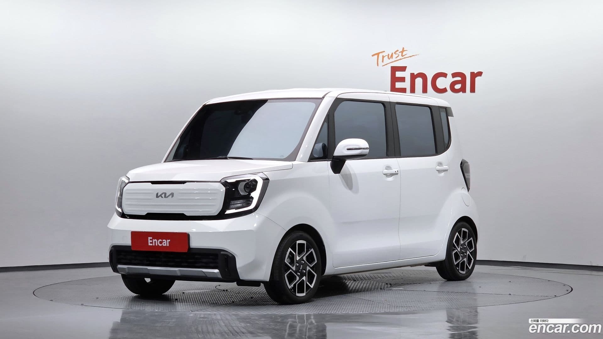 Main__Slider__Photo:RAY Kia 2024.0-0