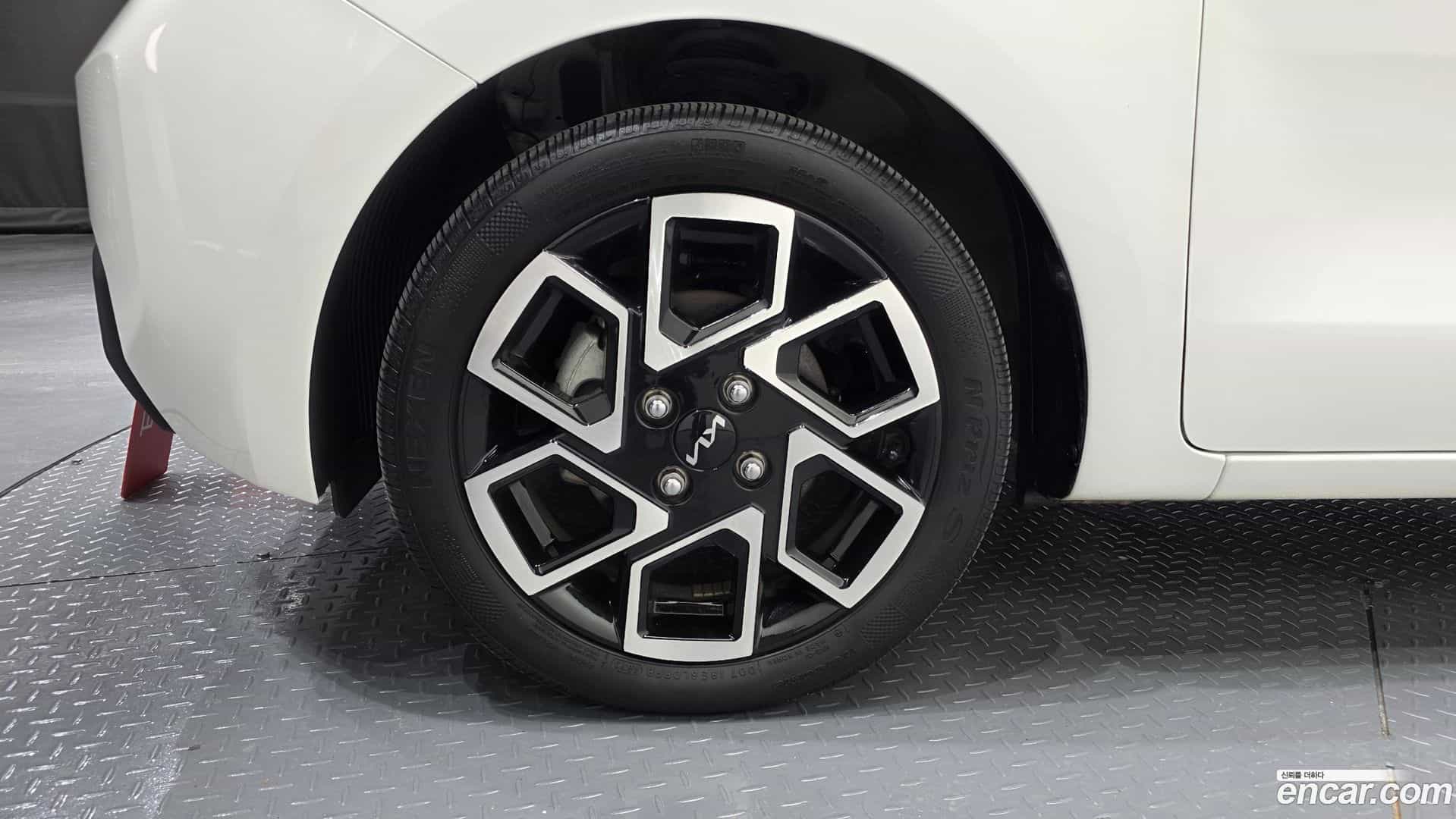 RAY Kia 2024.0-OUTER-005