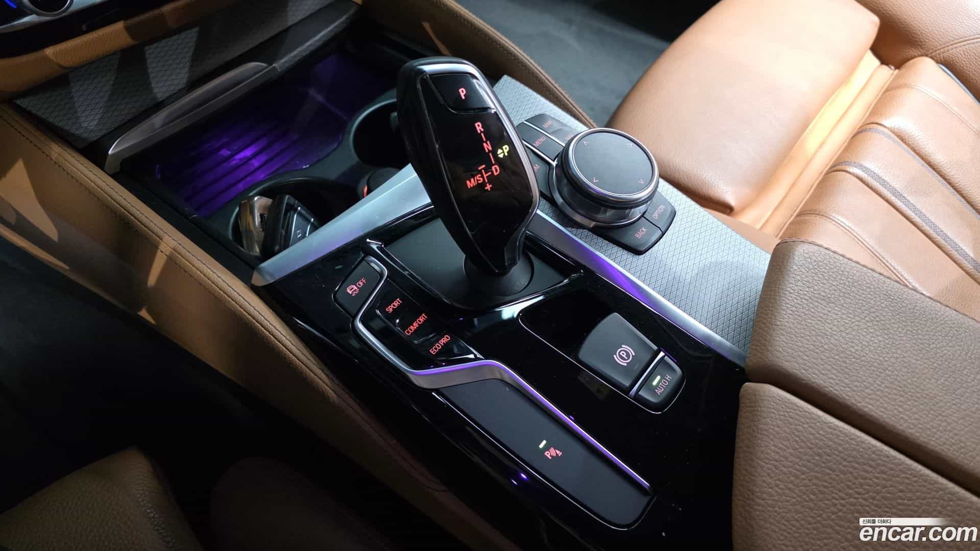 5-Series BMW 2017.11-INNER-009