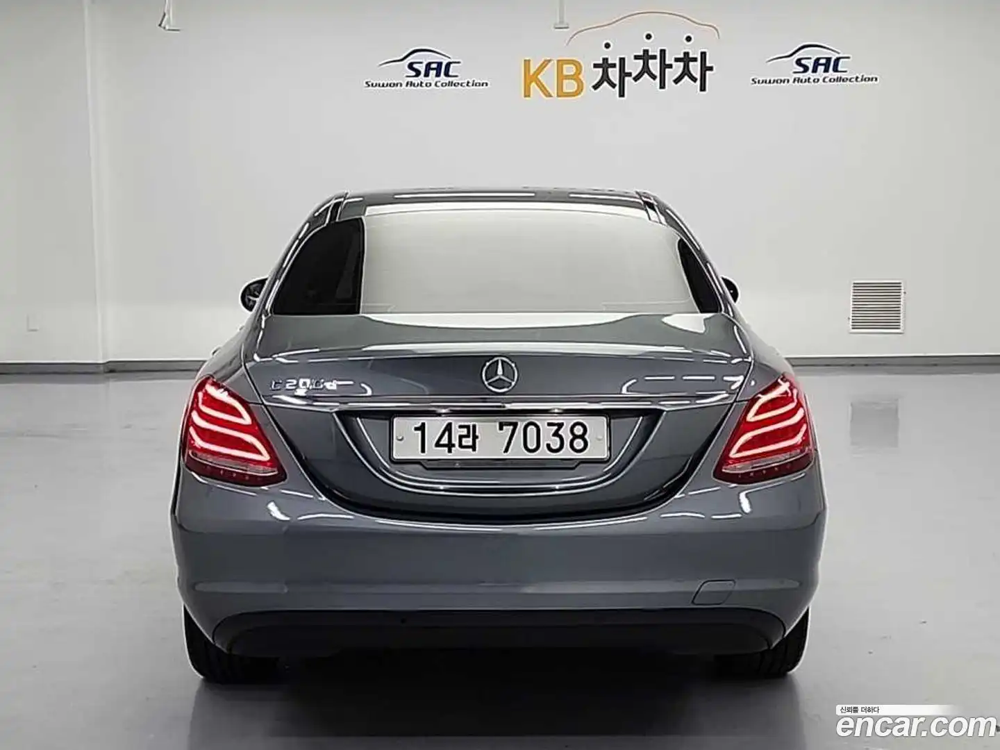 C-Class Mercedes-Benz 2018.3-OUTER-003