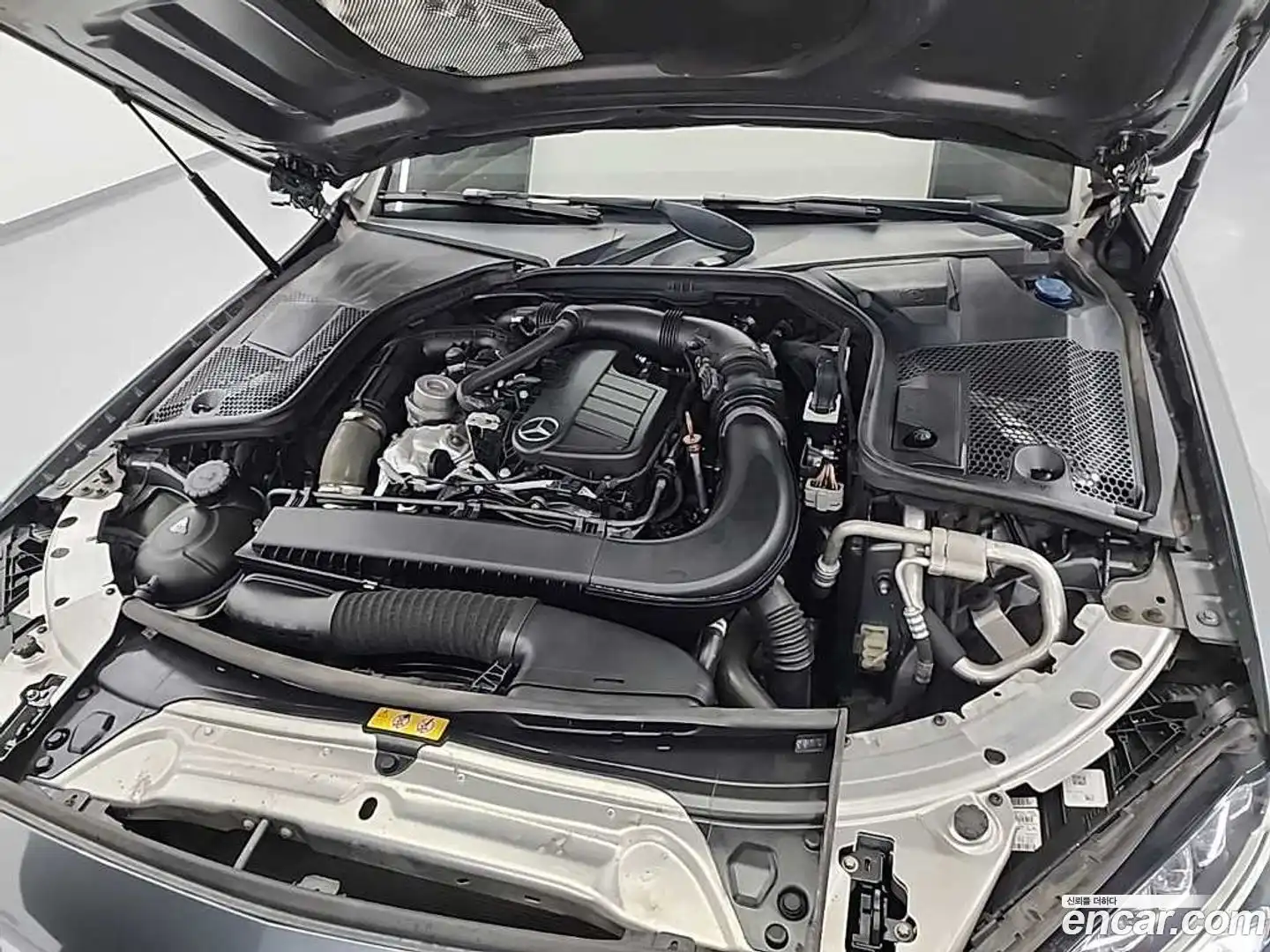 C-Class Mercedes-Benz 2018.3-OUTER-005