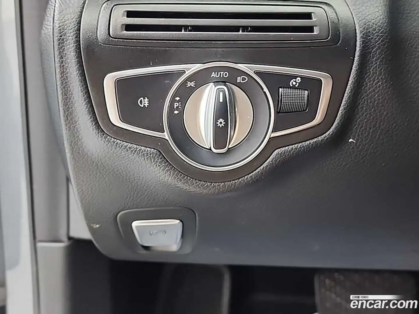 C-Class Mercedes-Benz 2018.3-OPTION-022