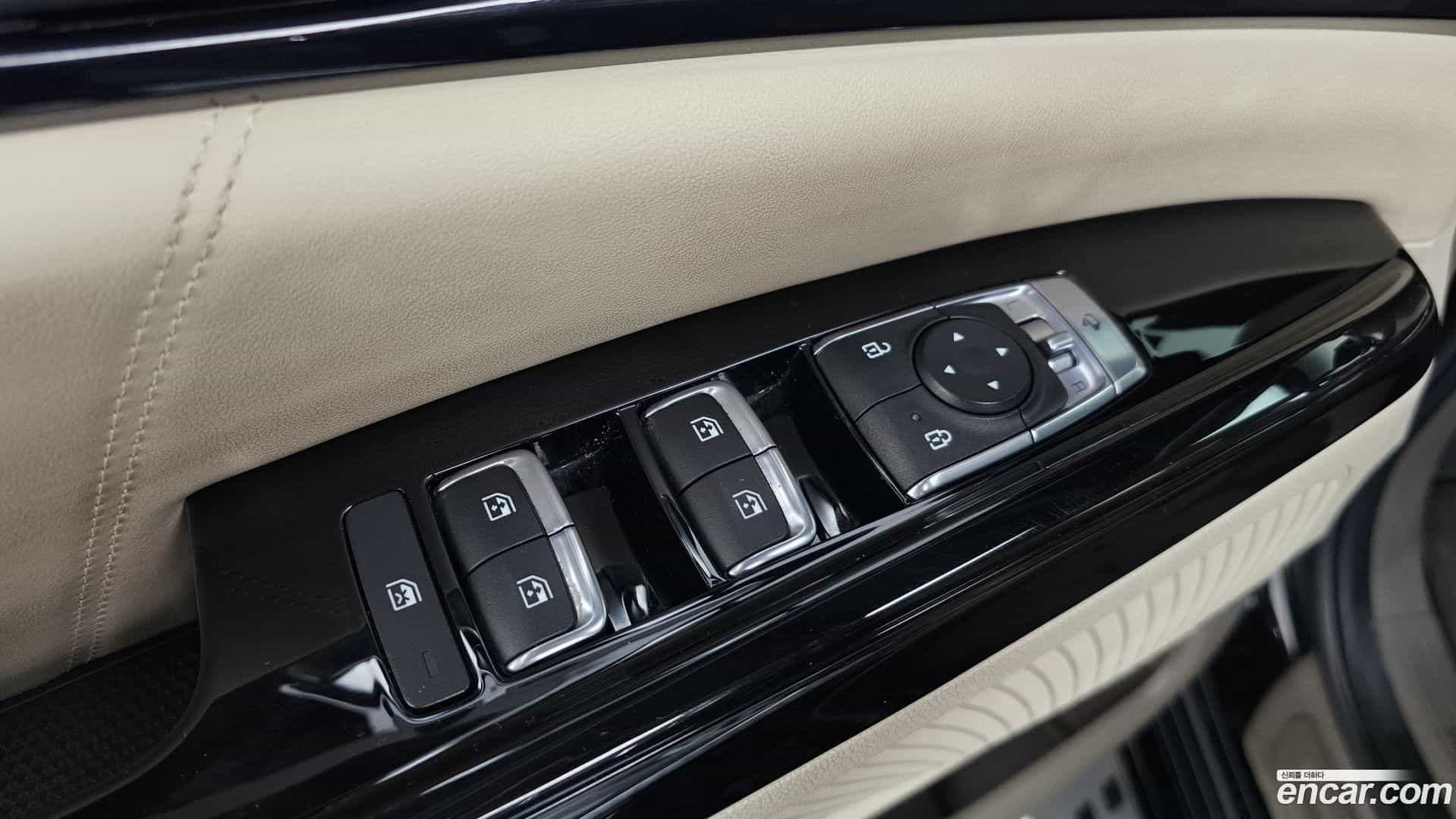 Canival Kia 2021.4-OPTION-043