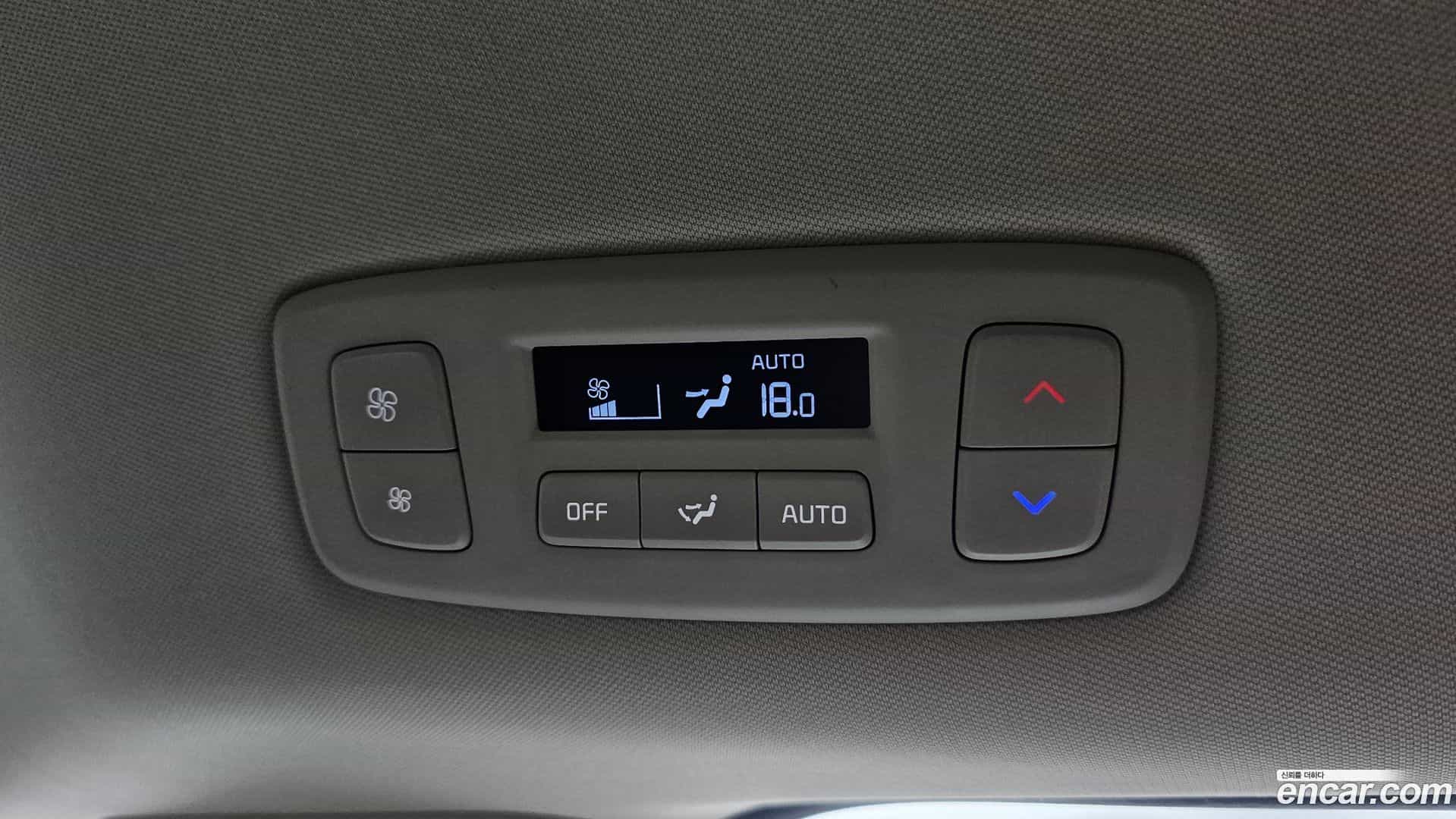 Canival Kia 2021.4-OPTION-048