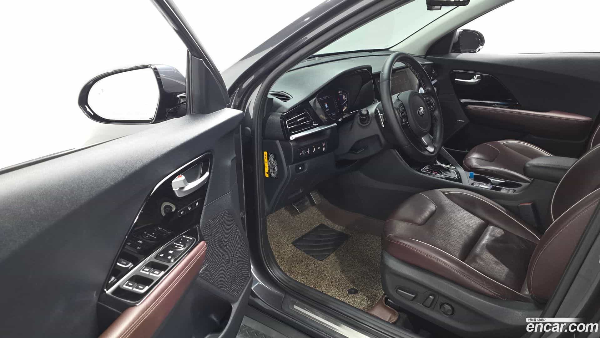 Niro Kia 2019.4-INNER-010