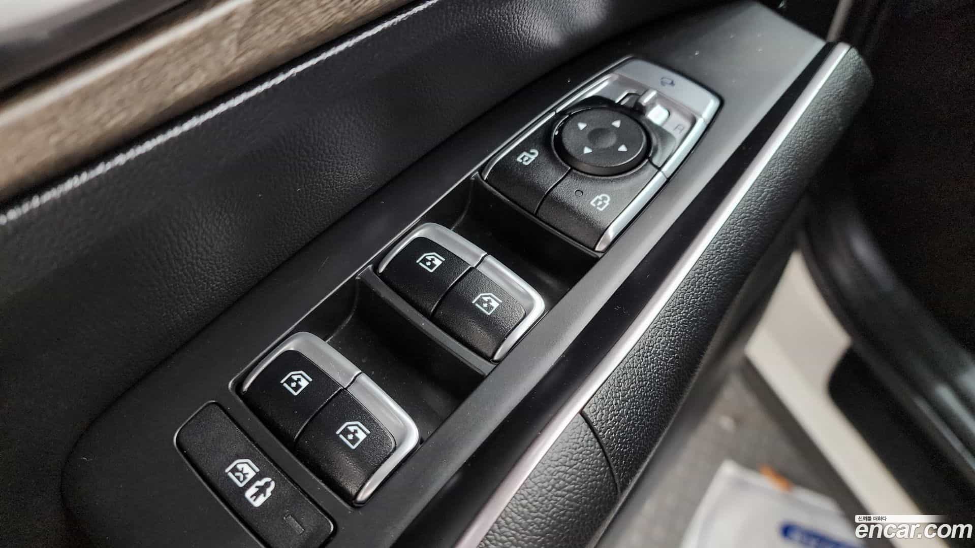 Sorento Kia 2022.6-OPTION-042