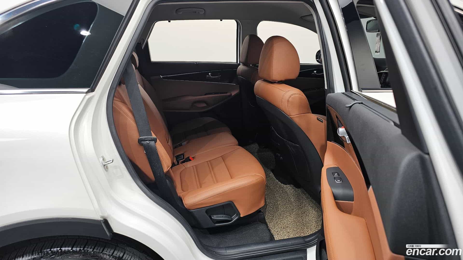 Sorento Kia 2019.5-OPTION-015