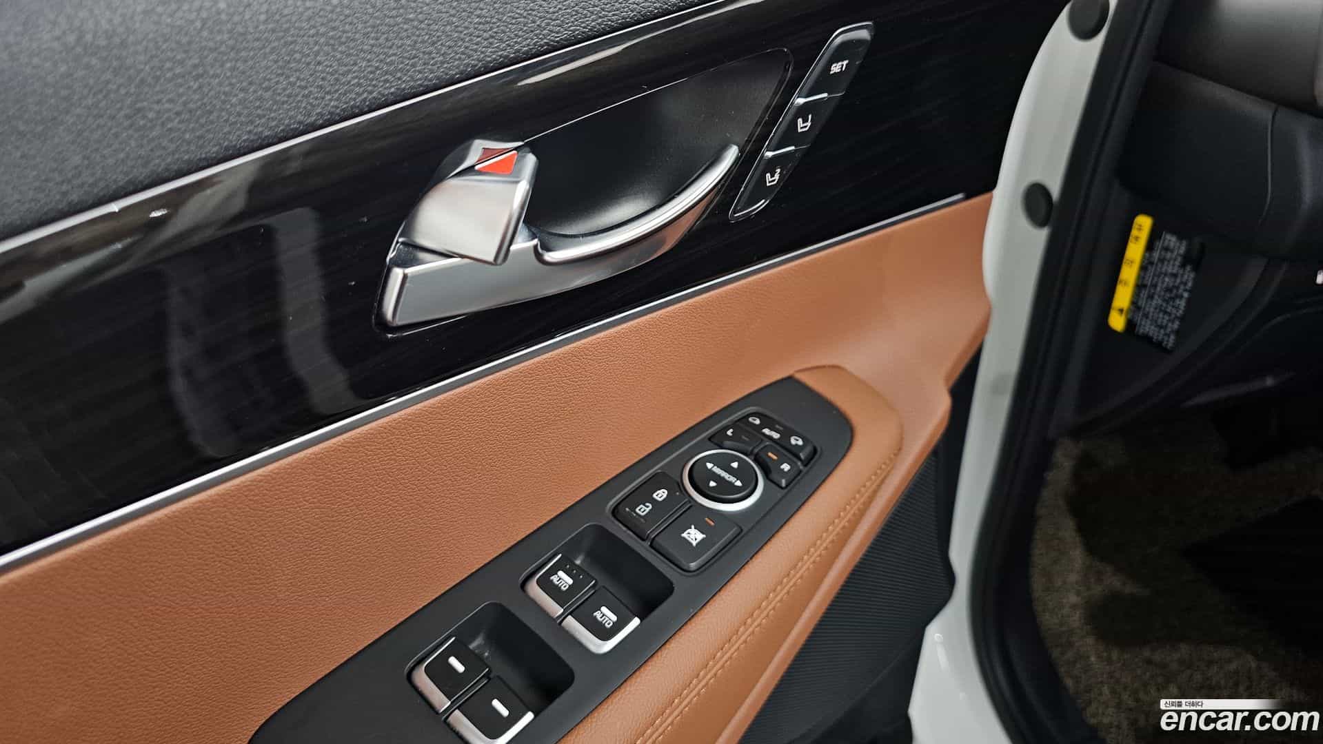 Sorento Kia 2019.5-OPTION-048
