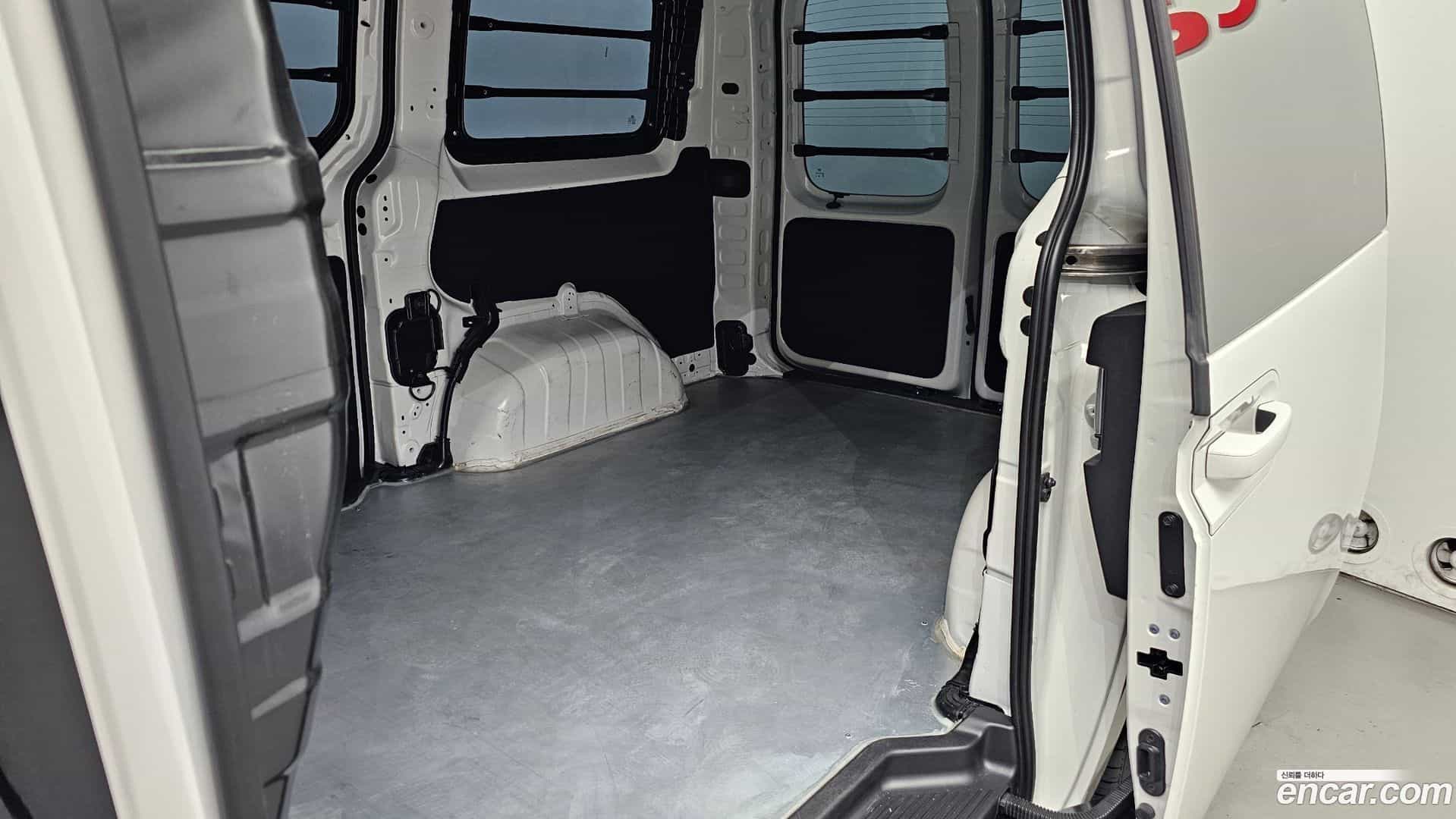 Staria Hyundai 2026.0-OPTION-015
