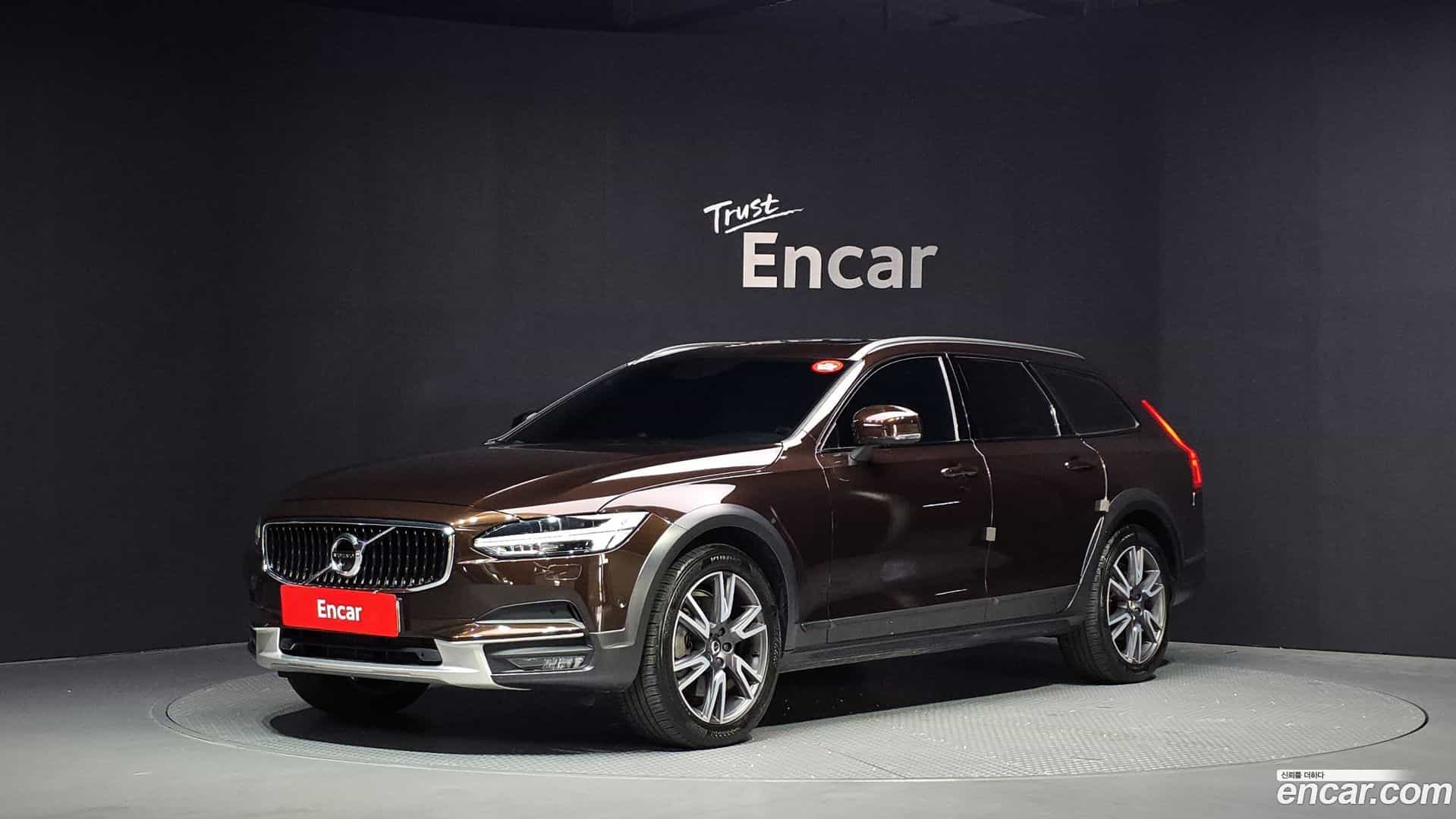 V90 Volvo 2019.1-OUTER-001