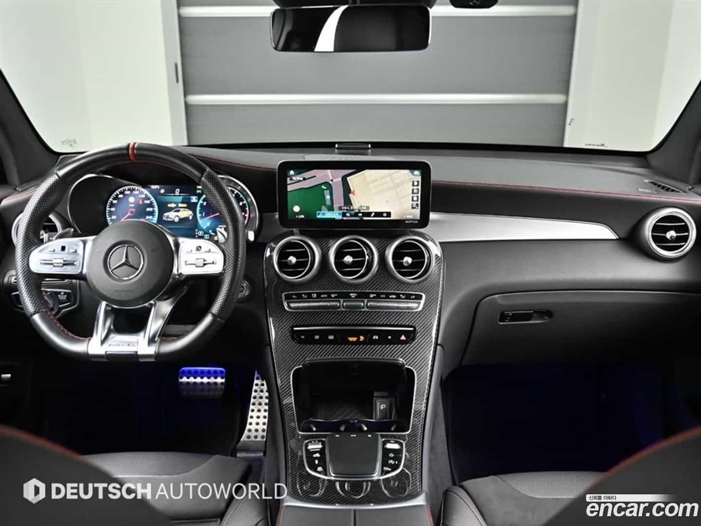 GLC-Class Mercedes-Benz 2021.6-INNER-007
