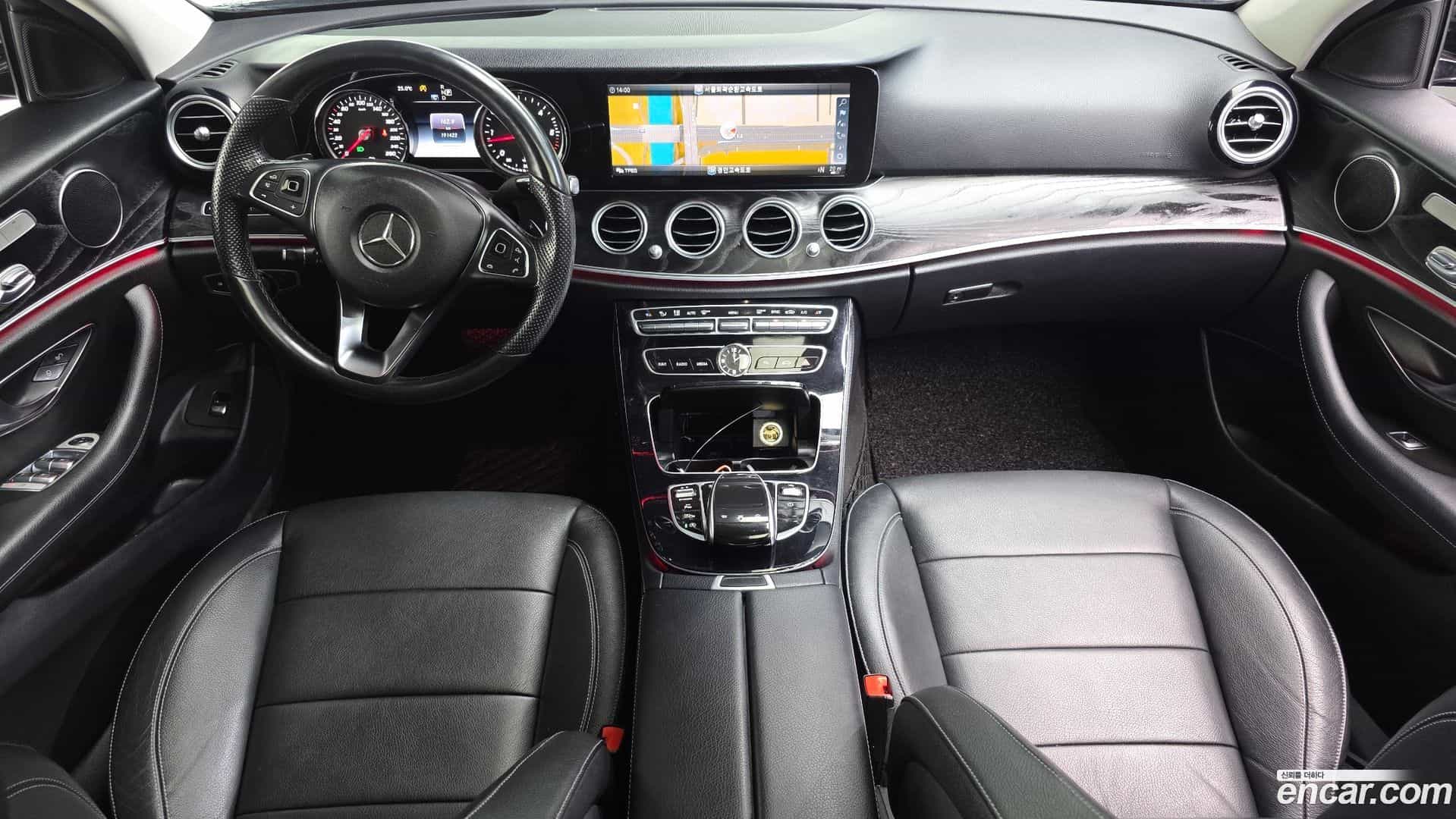 E-Class Mercedes-Benz 2016.11-INNER-007