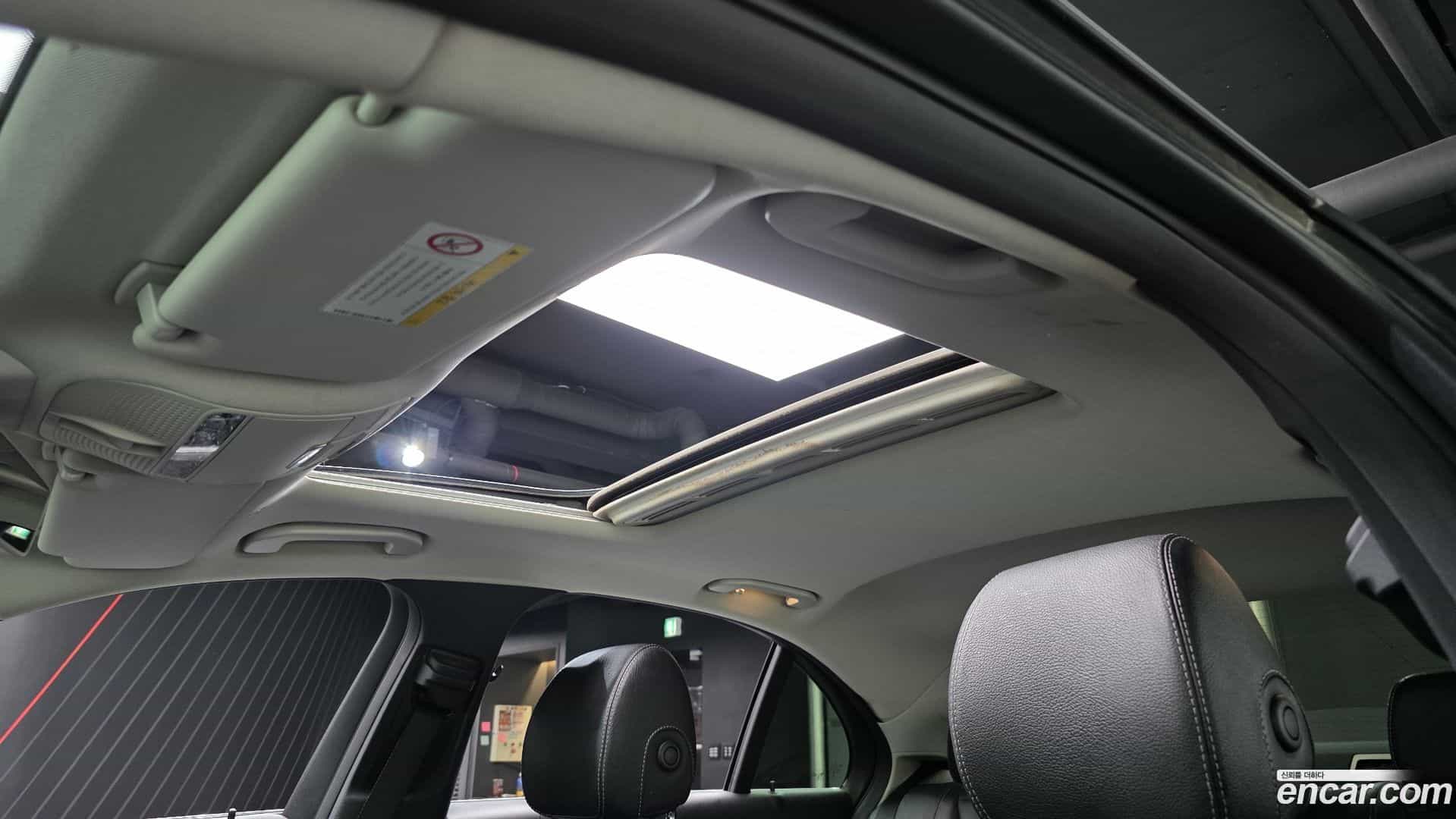 E-Class Mercedes-Benz 2016.11-OPTION-019