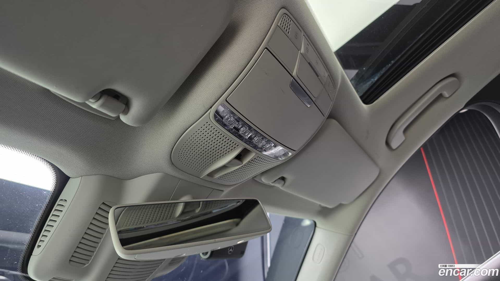 E-Class Mercedes-Benz 2016.11-OPTION-023