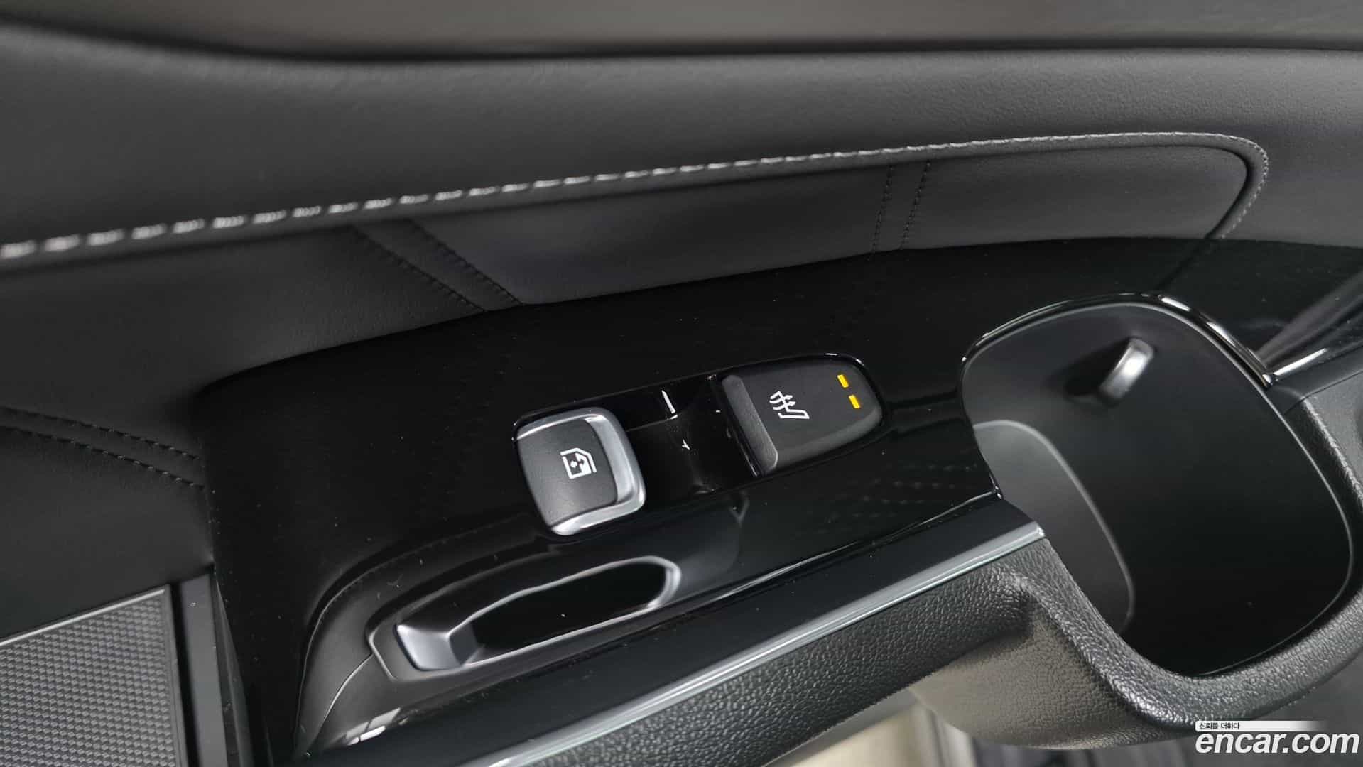 Sorento Kia 2022.10-OPTION-022