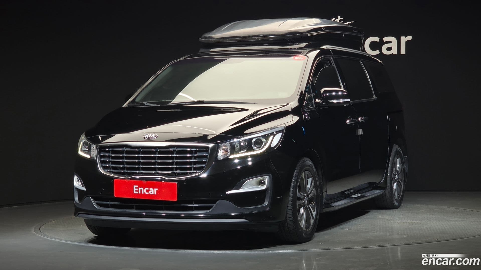 Main__Slider__Photo:Canival Kia 2018.5-0
