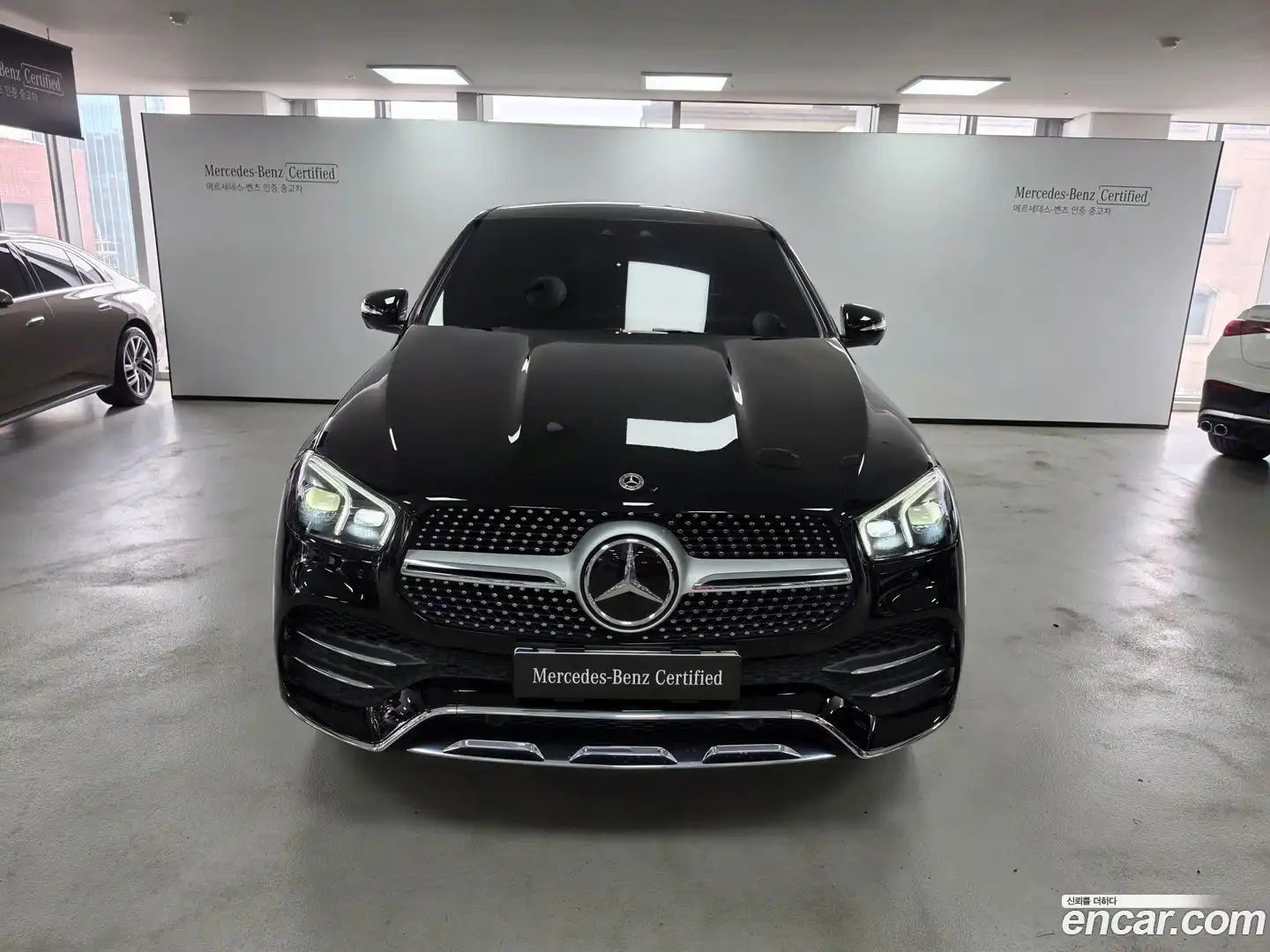 GLE-Class Mercedes-Benz 2021.2-OUTER-003