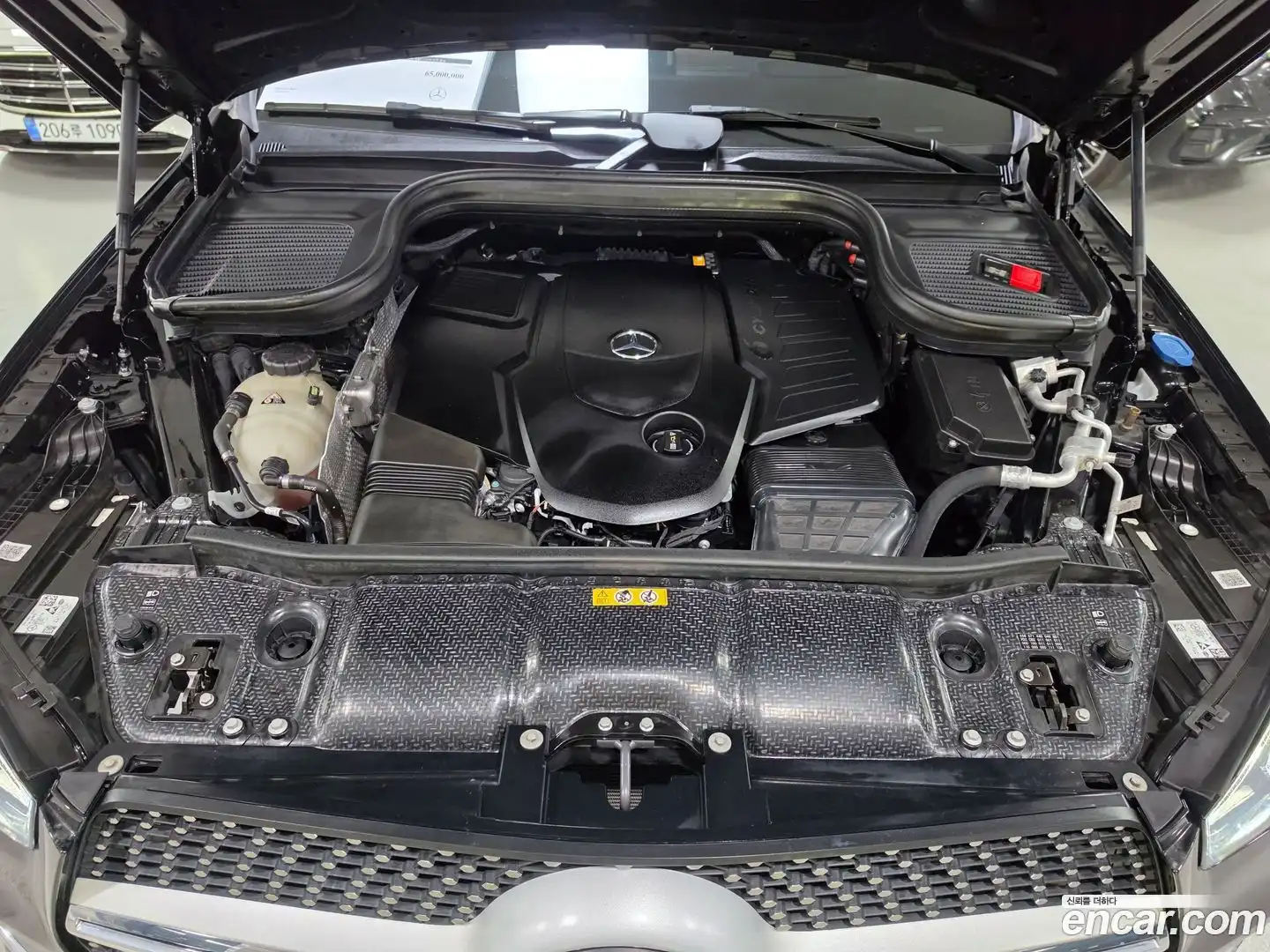 GLE-Class Mercedes-Benz 2021.2-OUTER-006