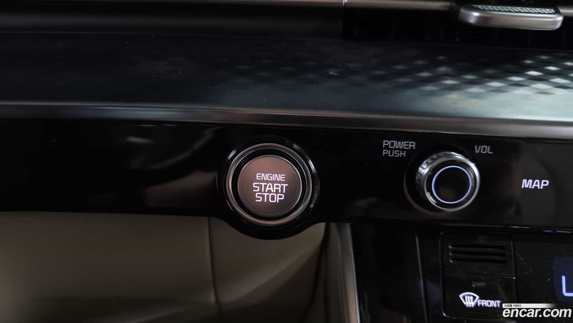 Canival Kia 2023.3-OPTION-041