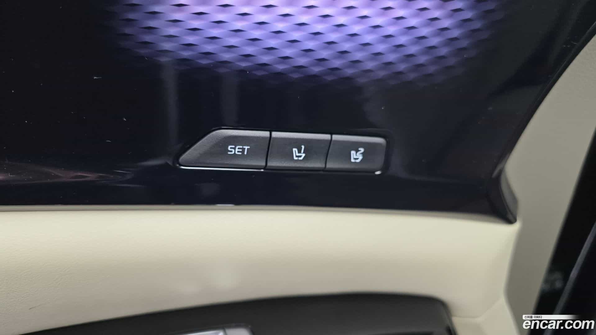 Canival Kia 2023.3-OPTION-044