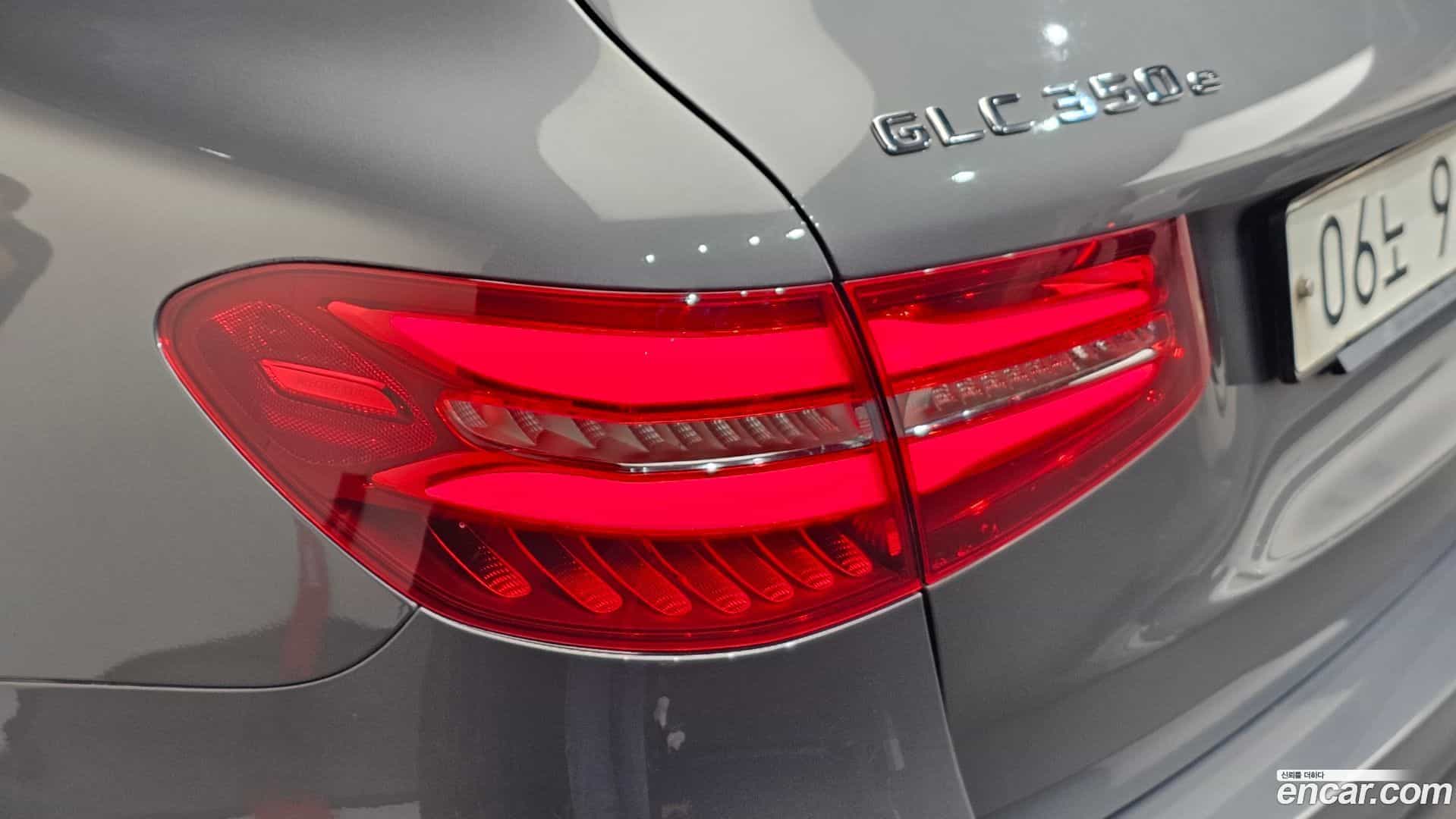 GLC-Class Mercedes-Benz 2019.4-OUTER-033