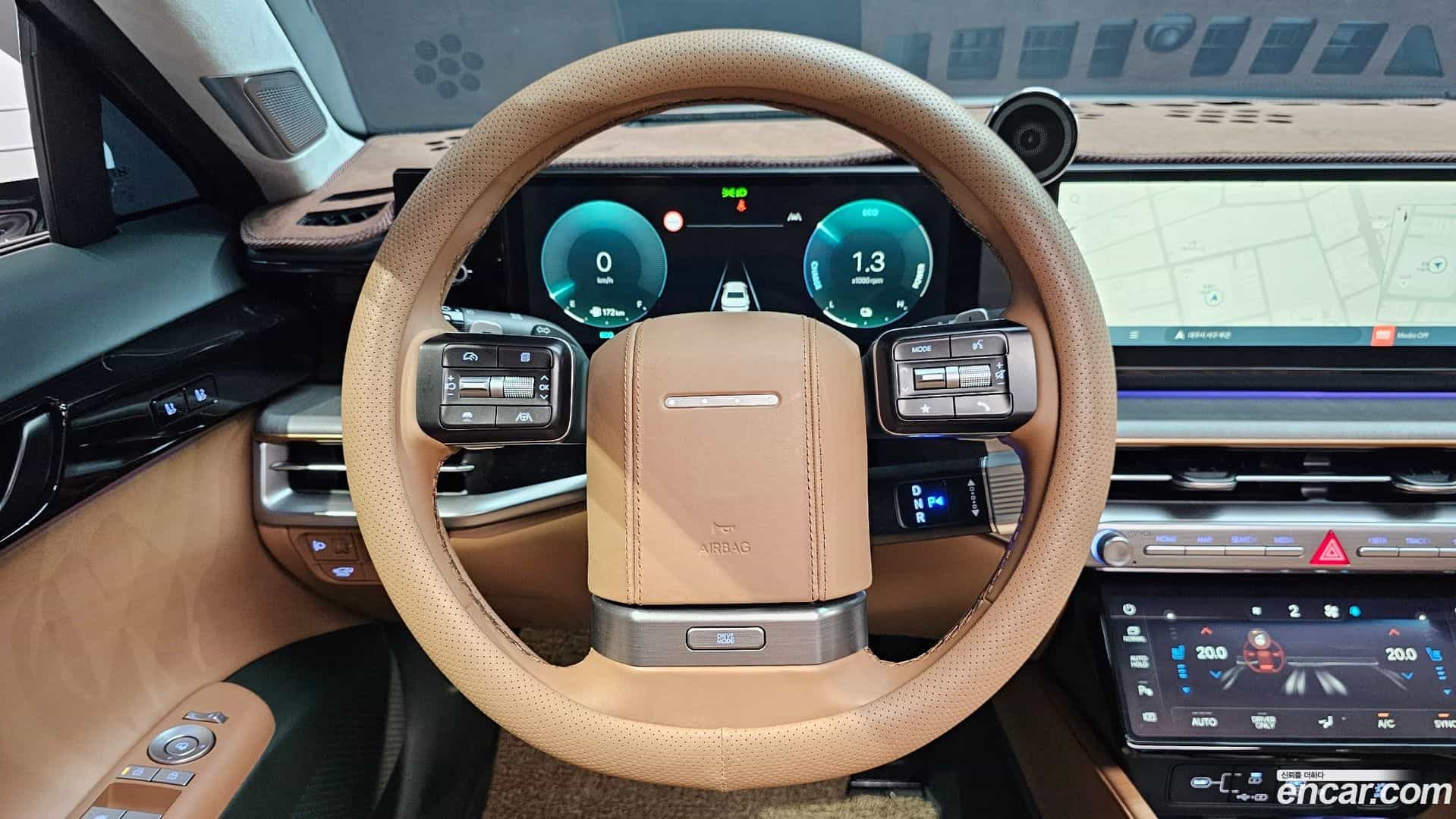 Grandeur Hyundai 2025.7-OPTION-019