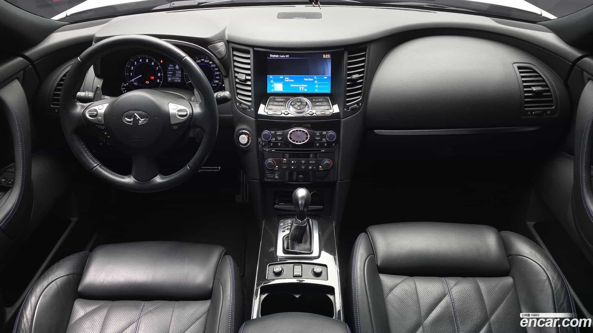 QX70 Infiniti 2016.4-INNER-007