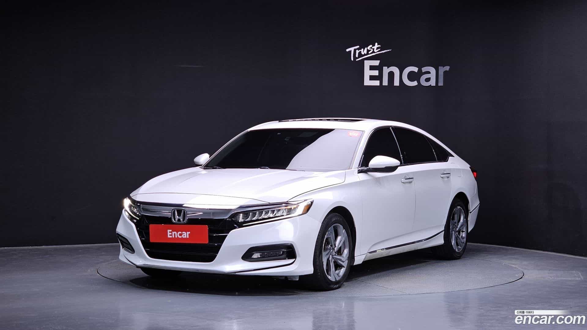 Accord Honda 2018.6-OUTER-001