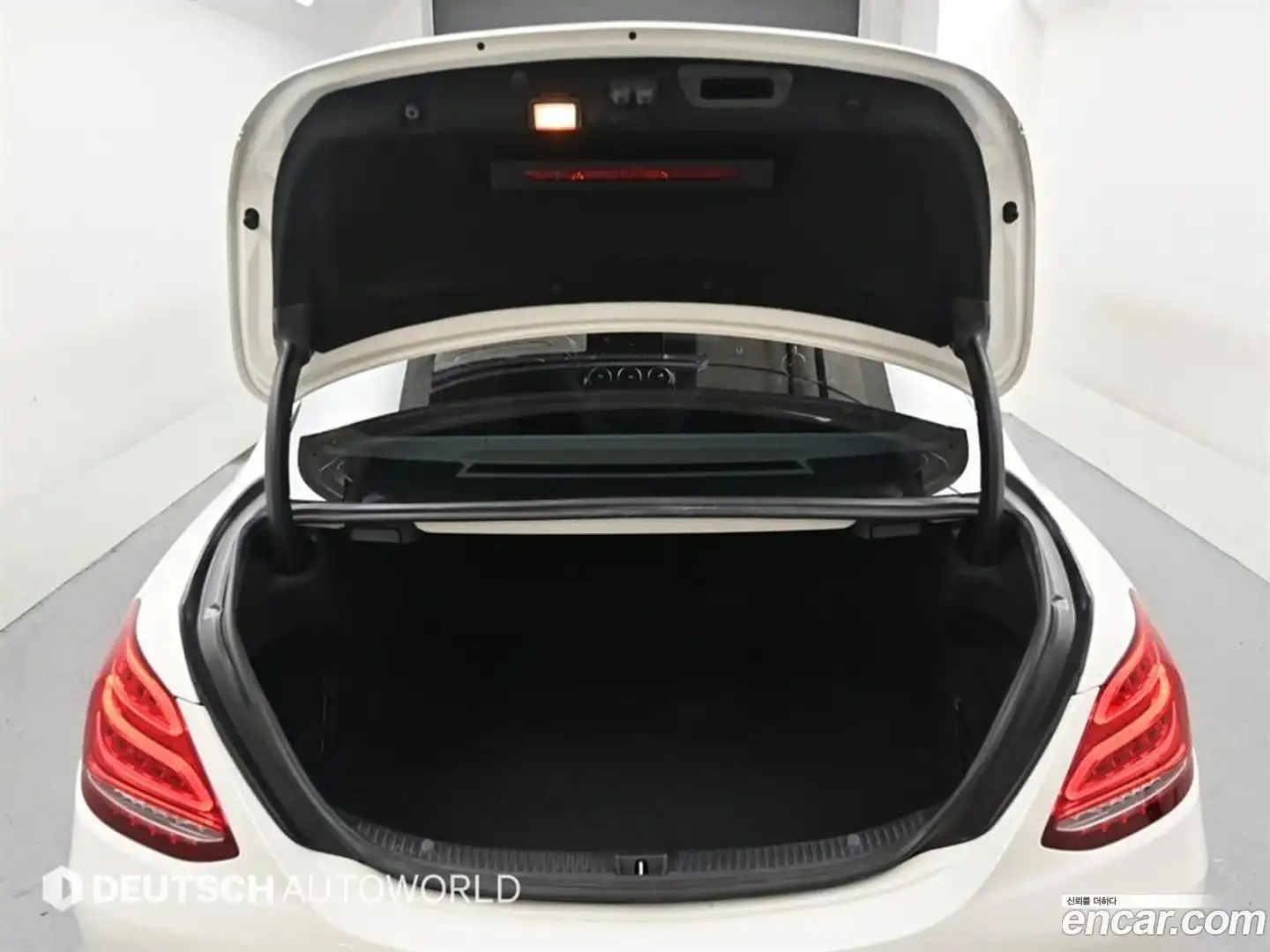 C-Class Mercedes-Benz 2015.11-OPTION-022