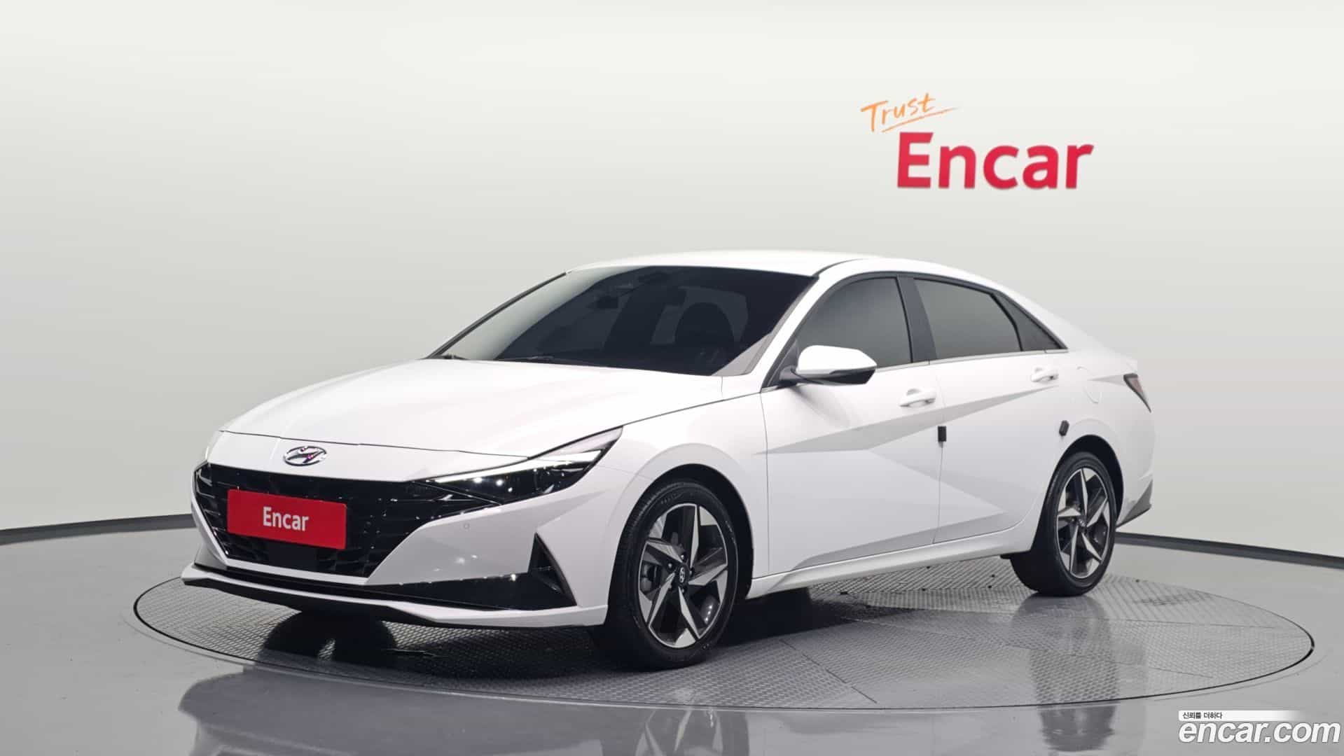AVANTE Hyundai 2020.6-OUTER-001