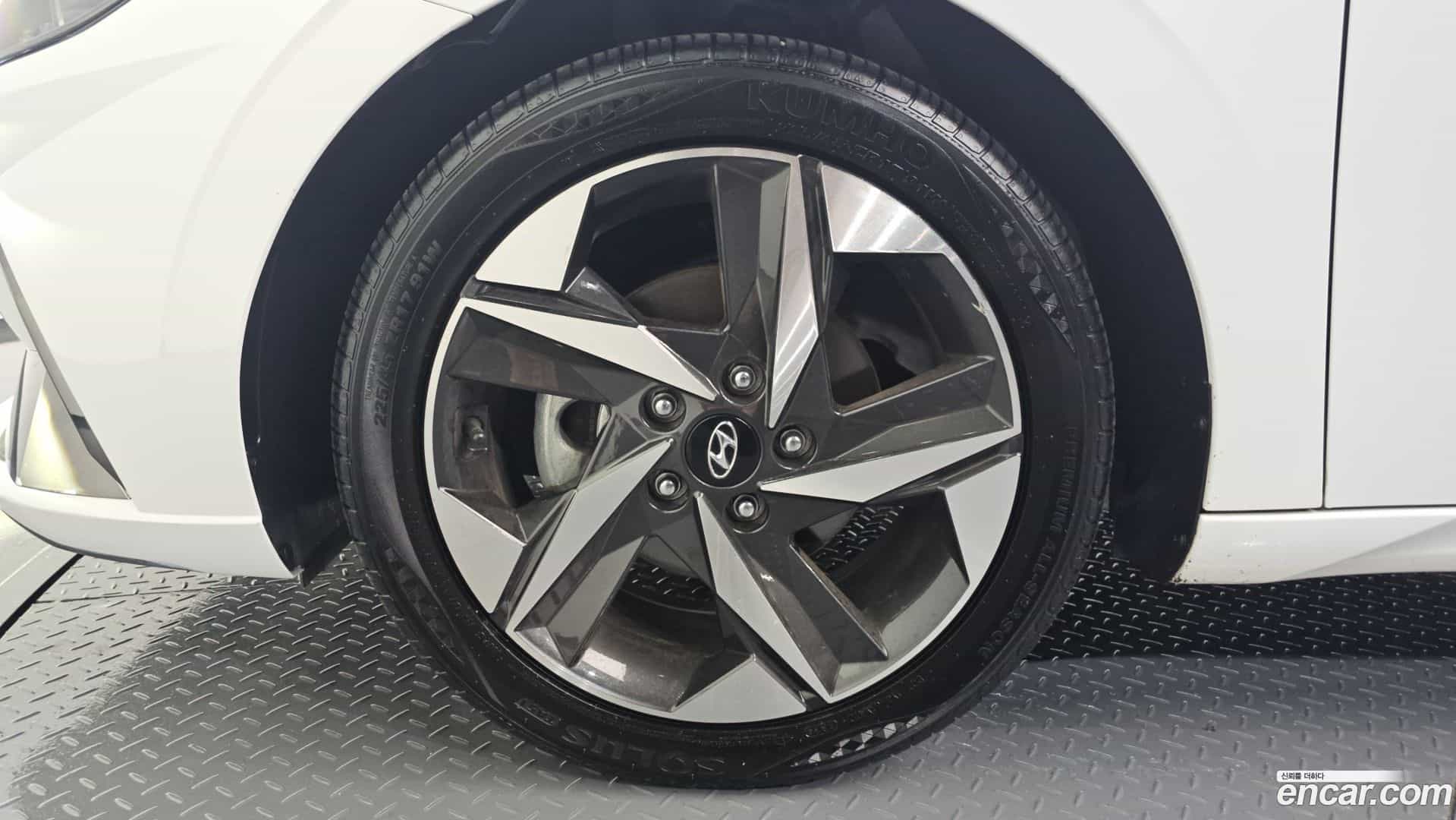 AVANTE Hyundai 2020.6-OUTER-005