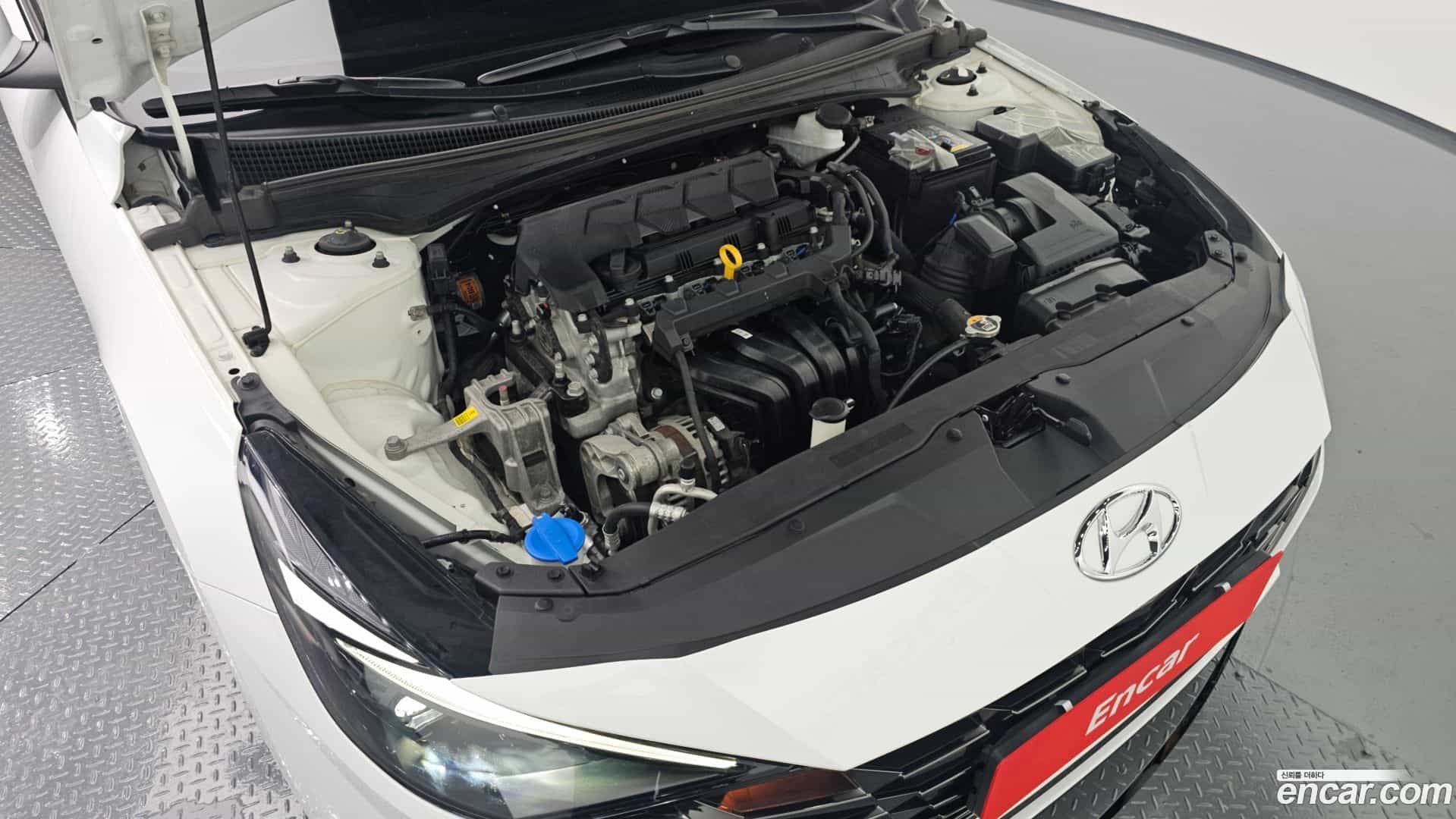 AVANTE Hyundai 2020.6-OUTER-006