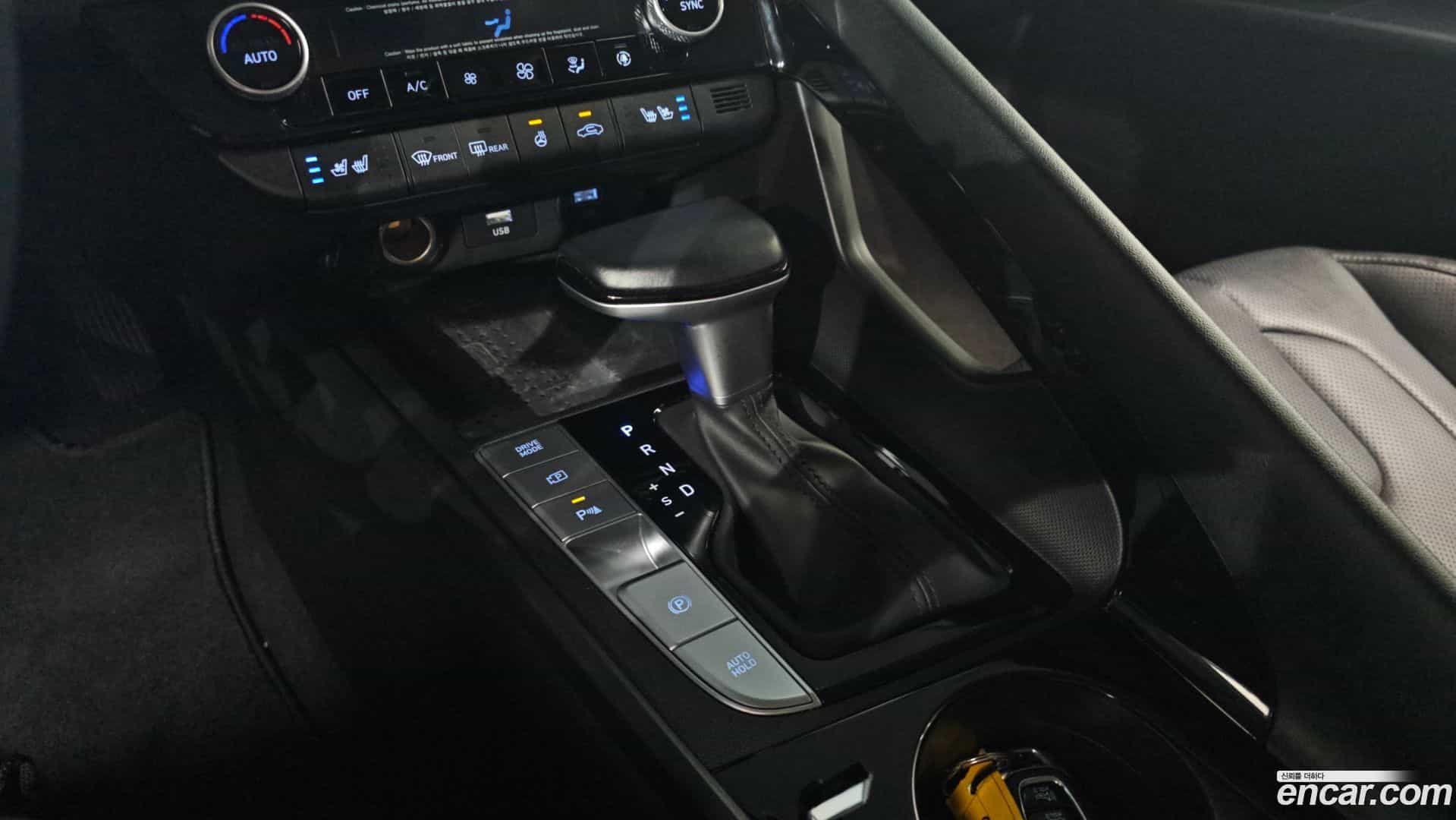 AVANTE Hyundai 2020.6-INNER-009