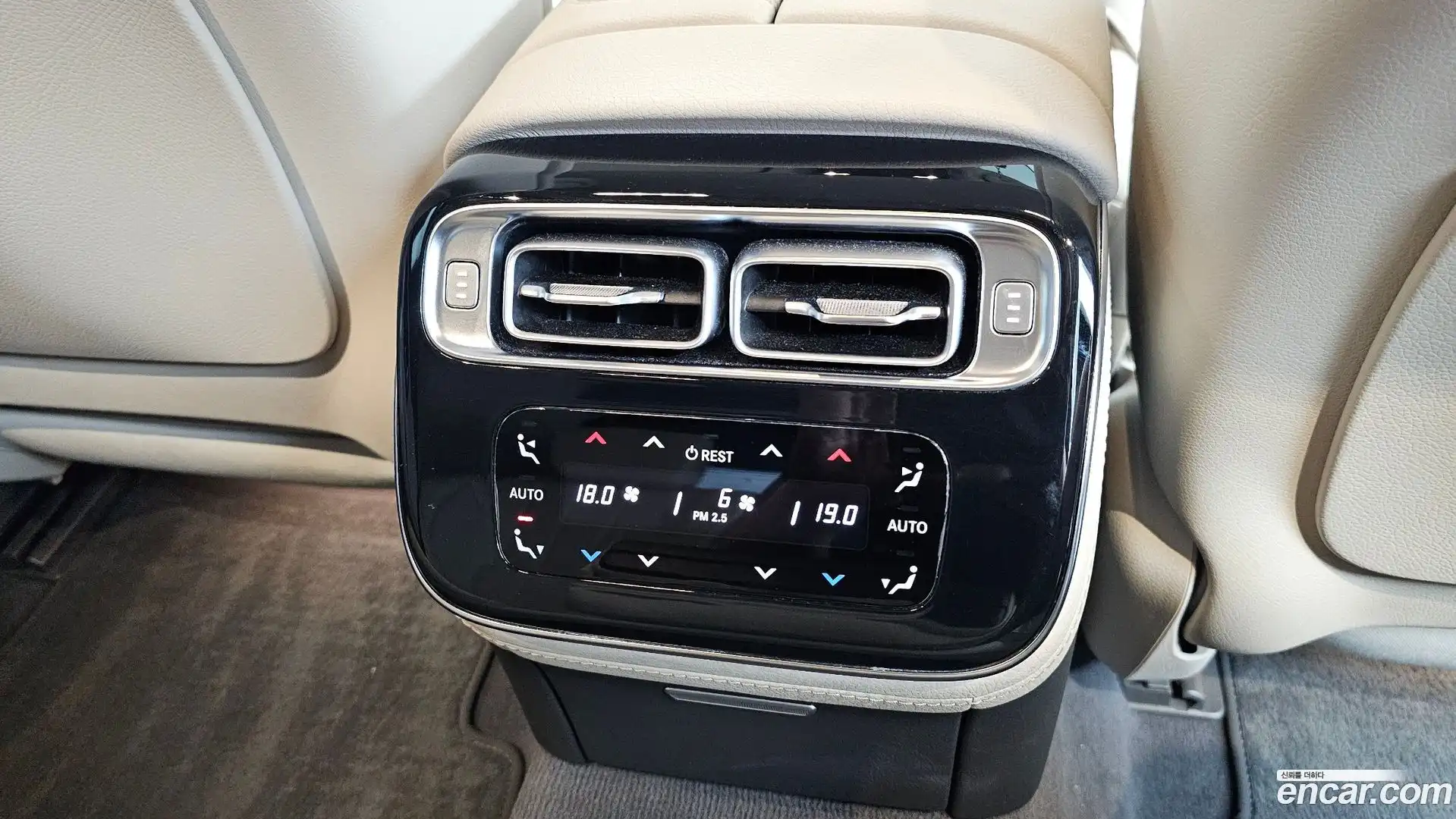 S-Class Mercedes-Benz 2022.2-OPTION-045