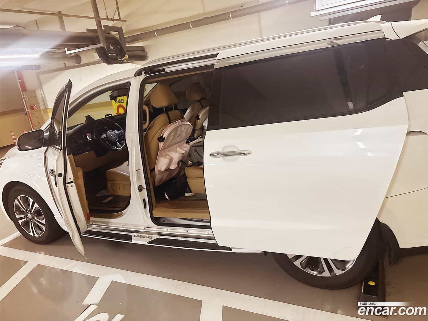 Canival Kia 2020.6-OPTION-018