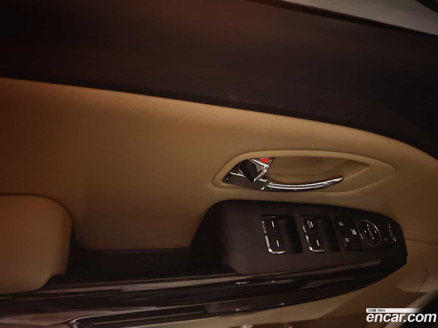Canival Kia 2020.6-OPTION-023