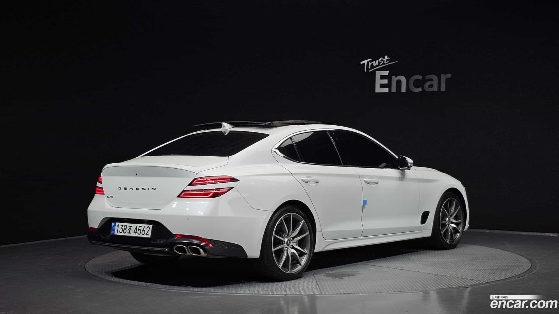 G70 Genesis 2022.2-OUTER-002