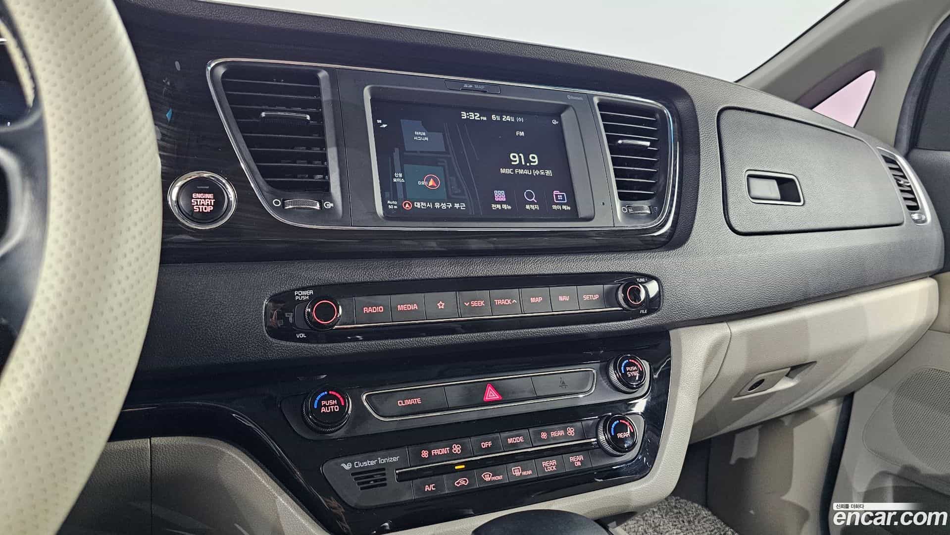 Canival Kia 2019.6-OPTION-016