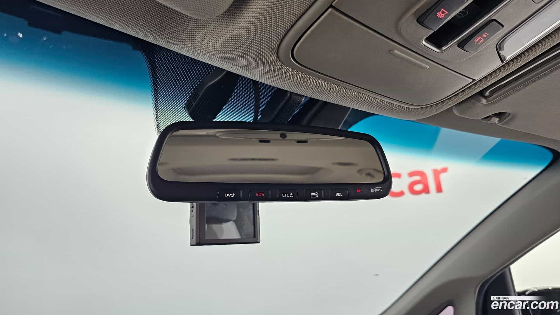 Canival Kia 2019.6-OPTION-024