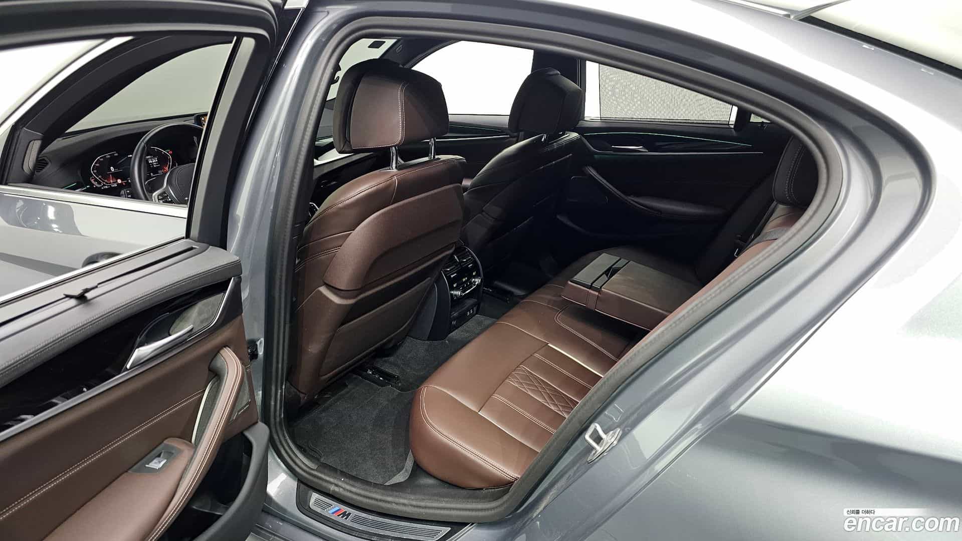 5-Series BMW 2023.0-OPTION-016