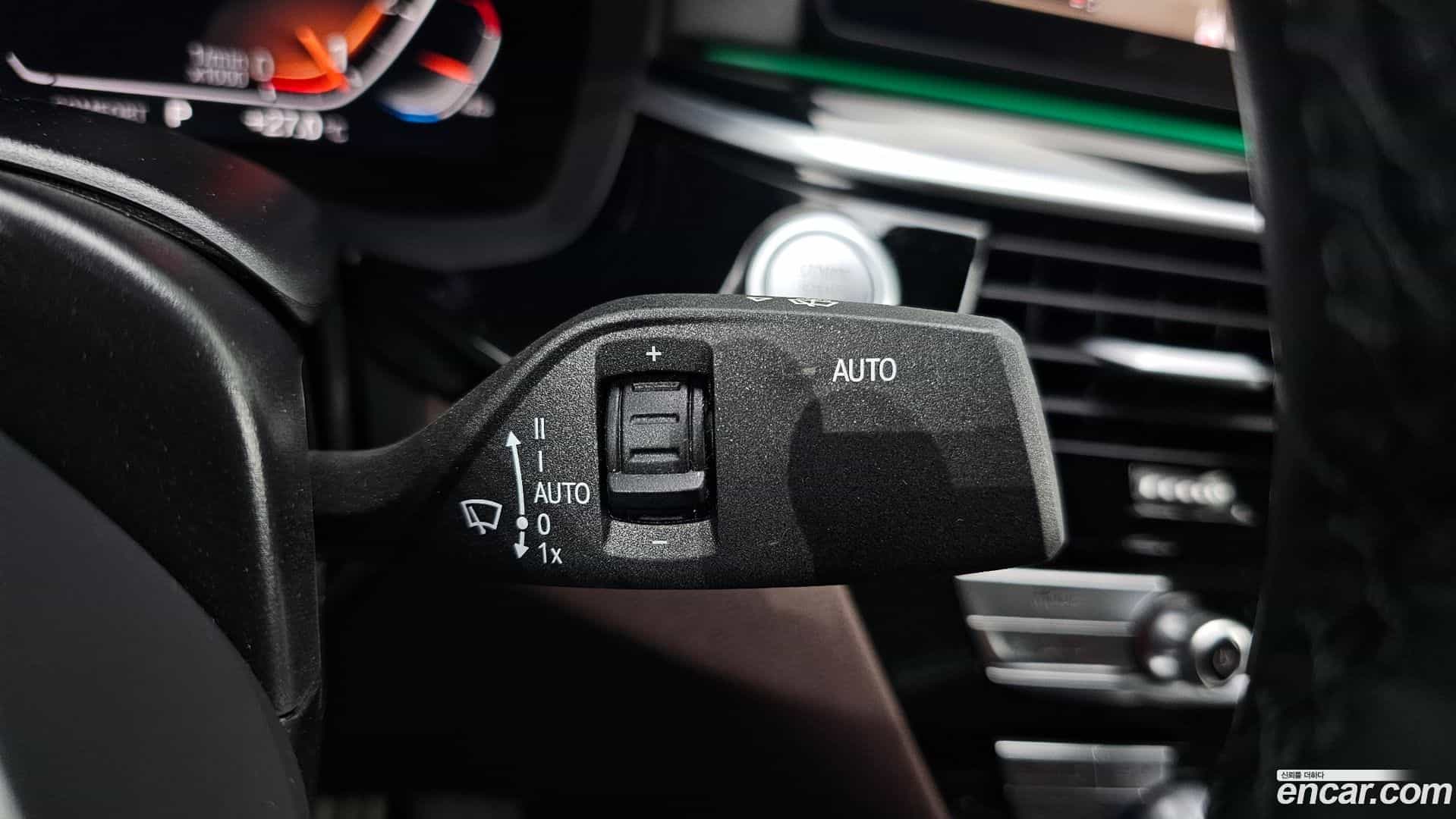 5-Series BMW 2023.0-OPTION-041
